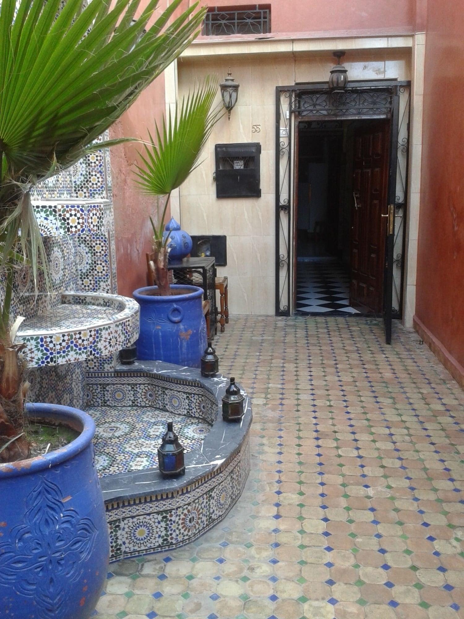 Varios Riad Fatouma