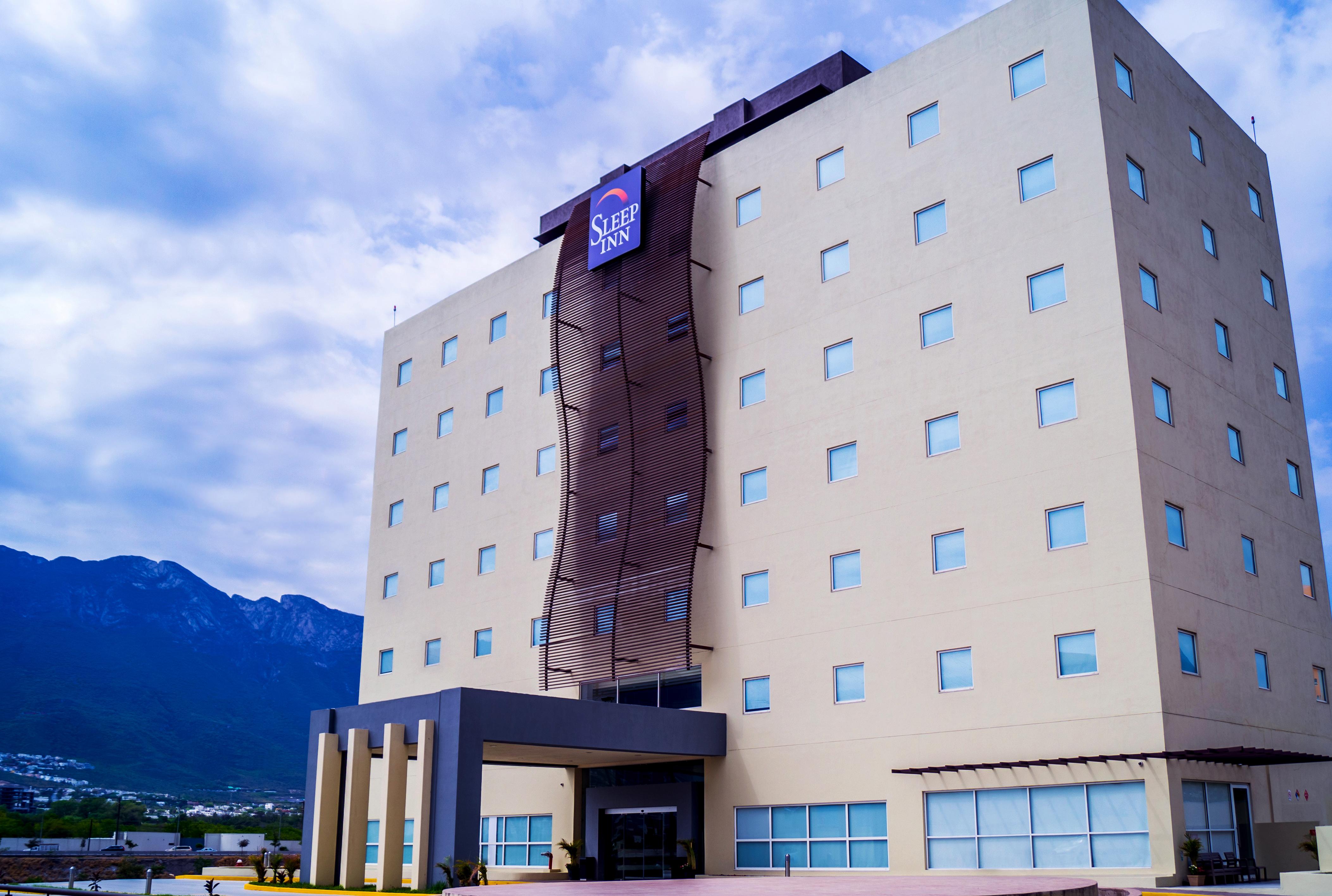 Vista Exterior Sleep Inn Monterrey San Pedro