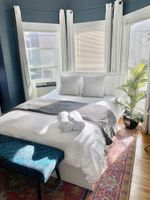 Alquiler Vacacional - Modern Midtown Victorian Studio near Downtown!