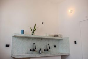 Alojamiento - Hostal 66