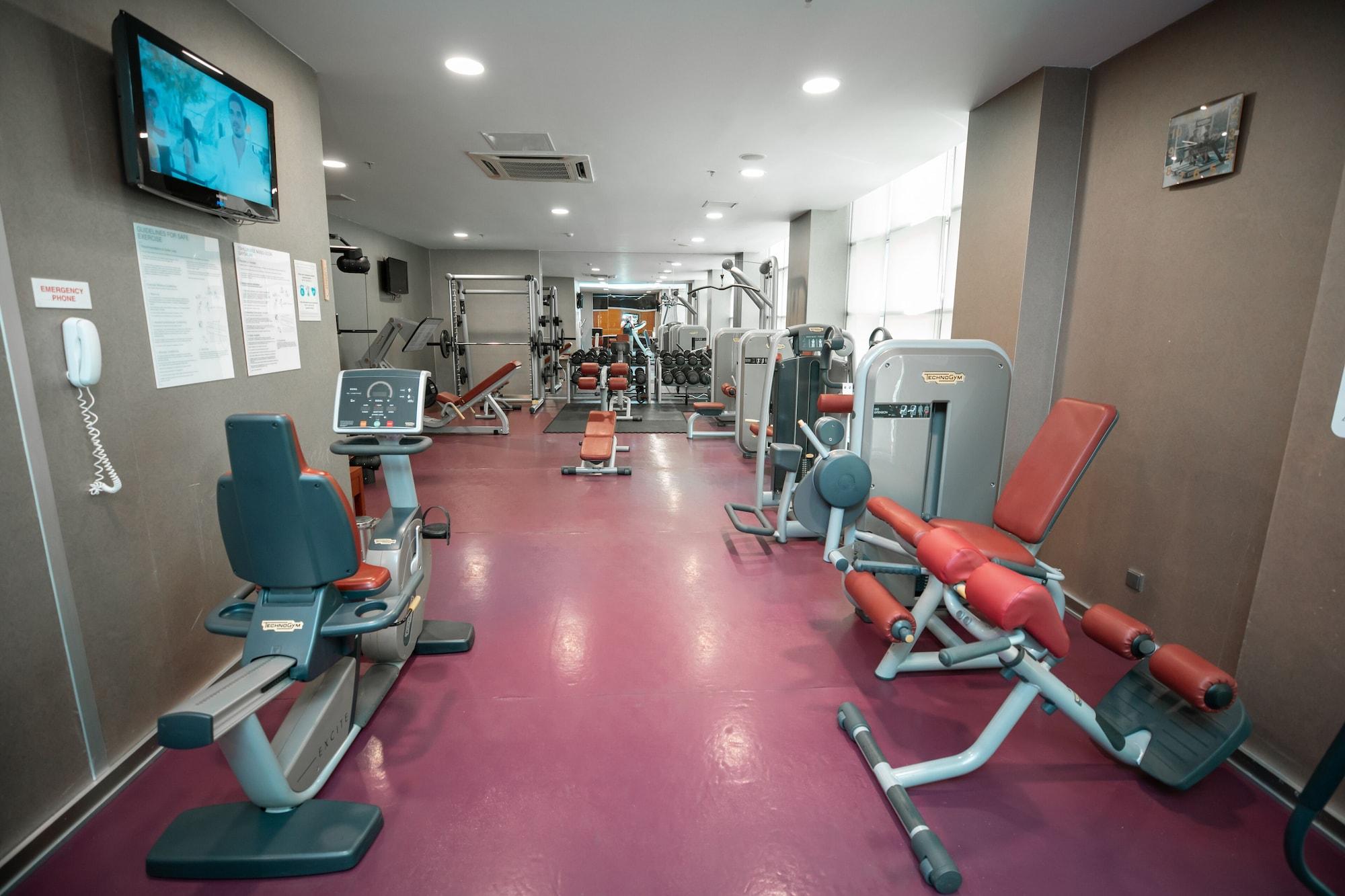 Gimnasio Fly Inn Baku