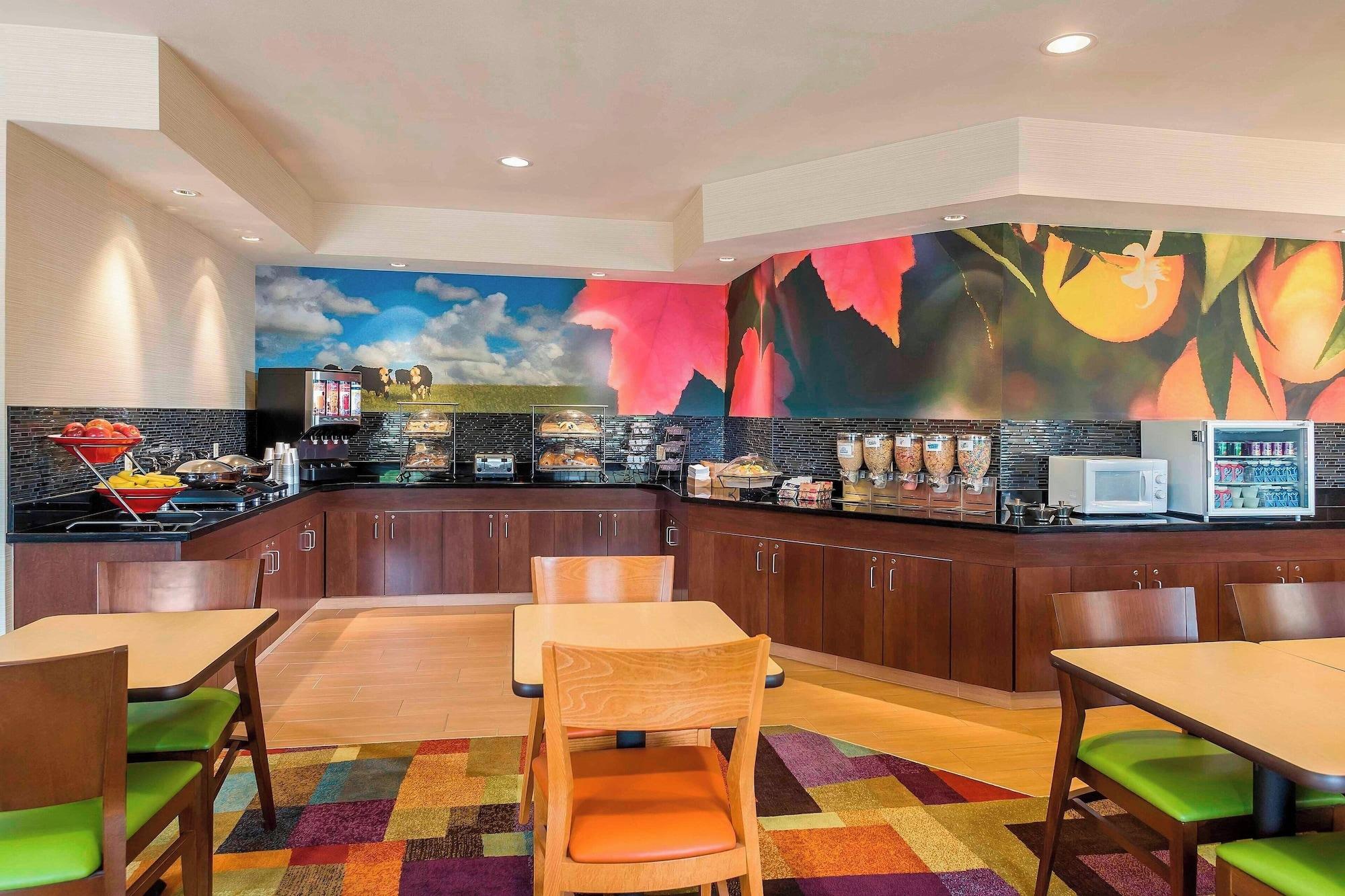 Restaurant Fairfield Inn & Suites Holland