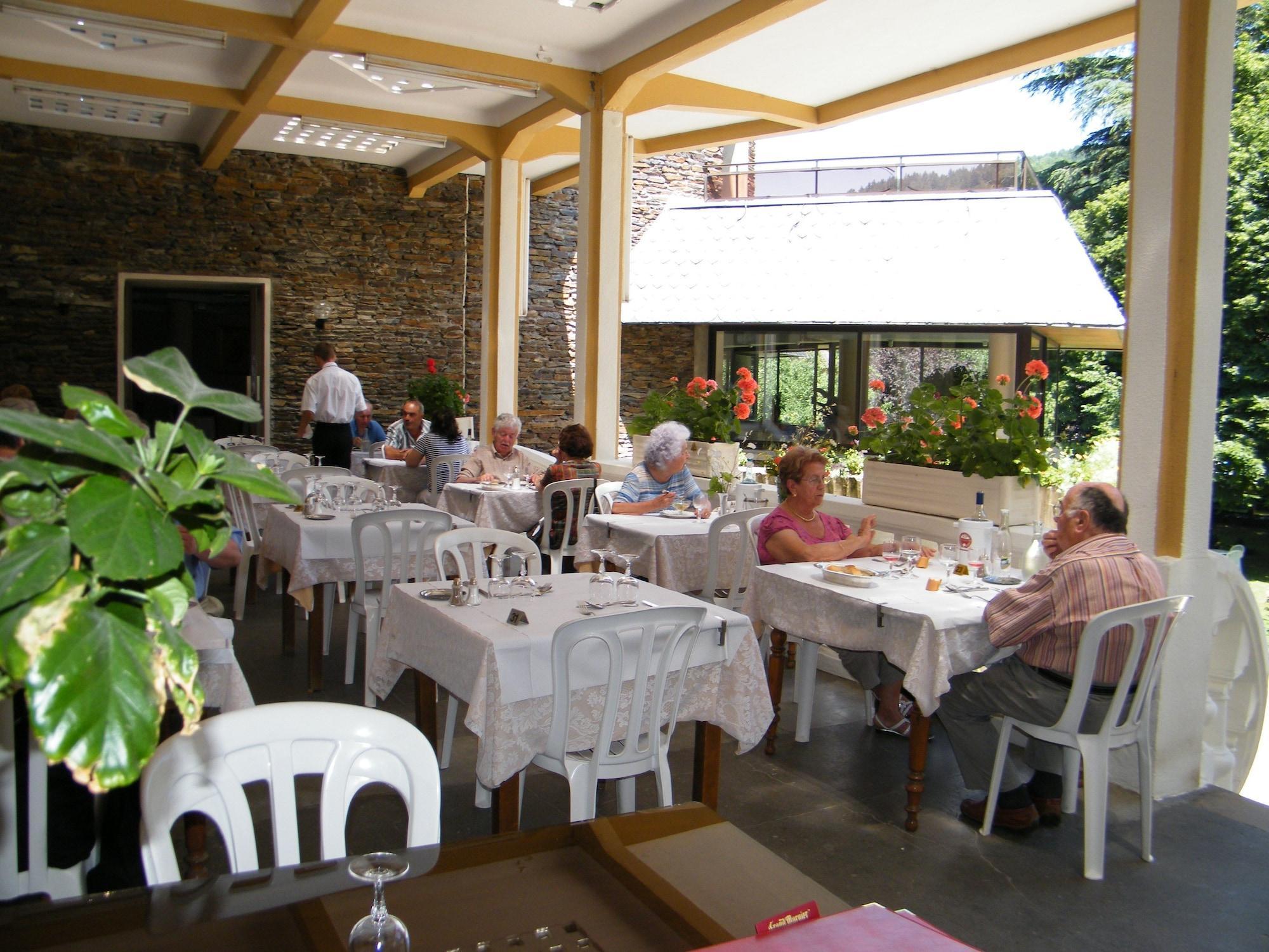 Varios Grand Hôtel du Parc