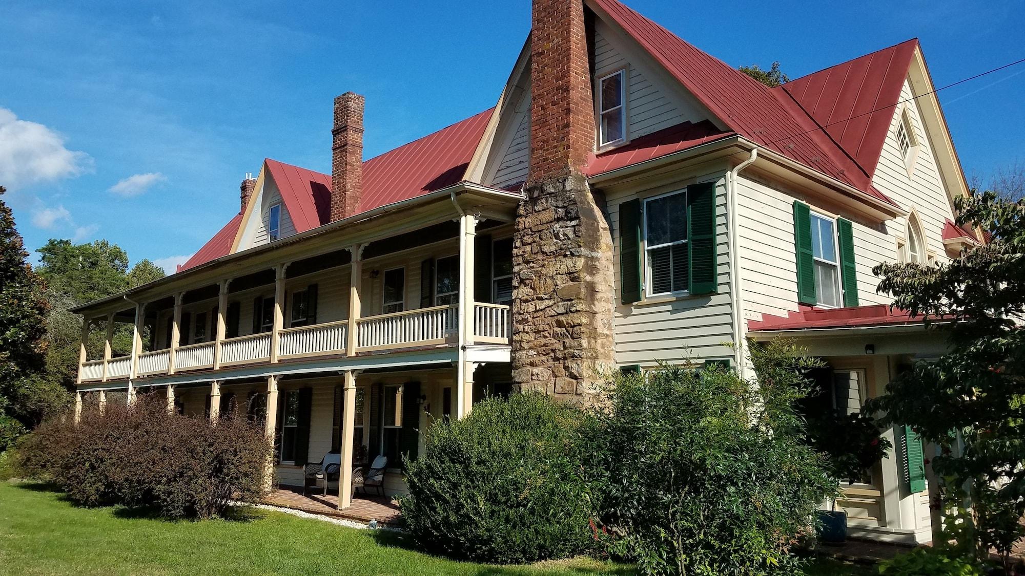 Varios Hummingbird Inn