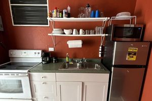 Alquiler Vacacional - 2A - Welcoming Apt near Crashboat Beach/BQN