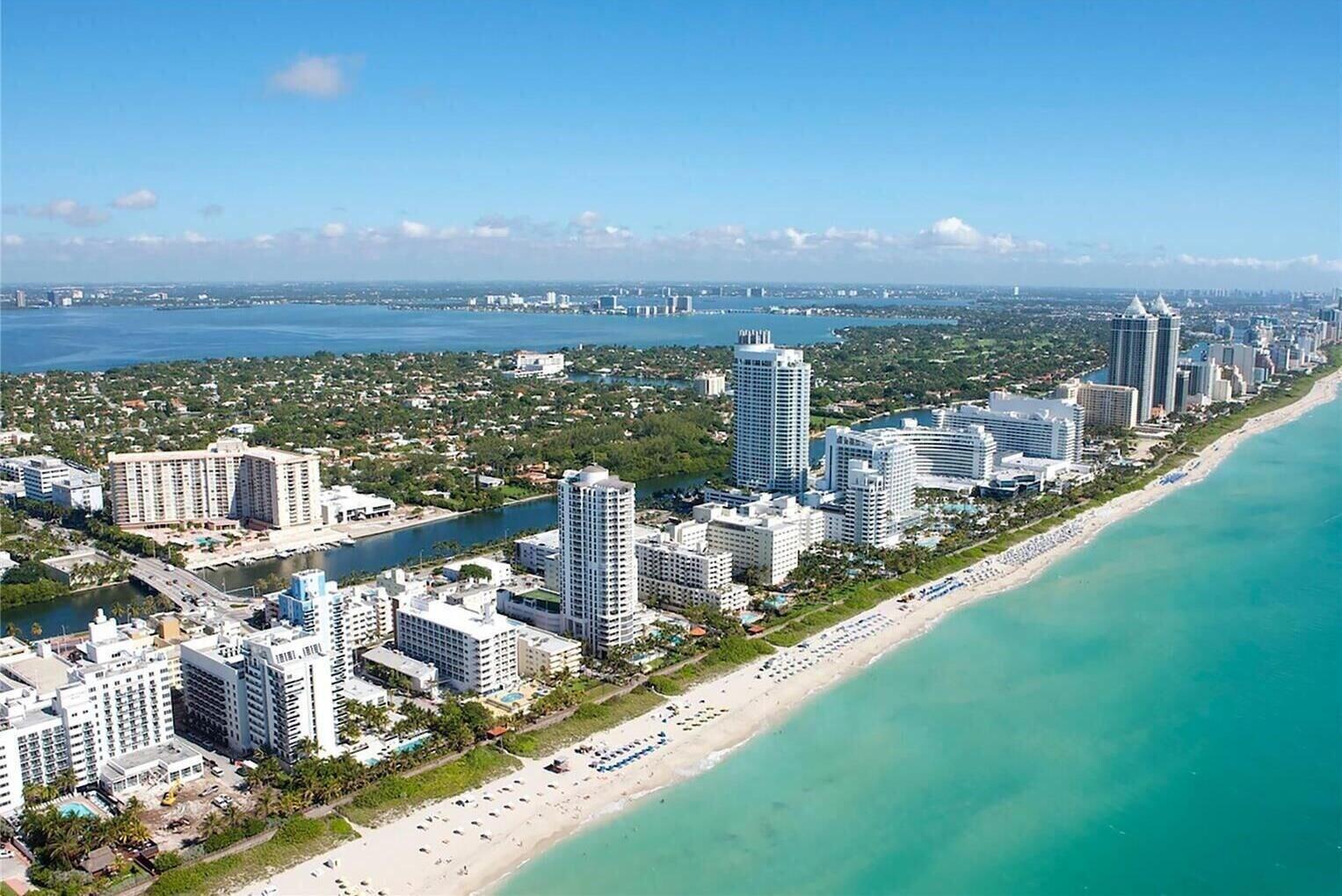 Playa Dolce by Wyndham Miami Beach
