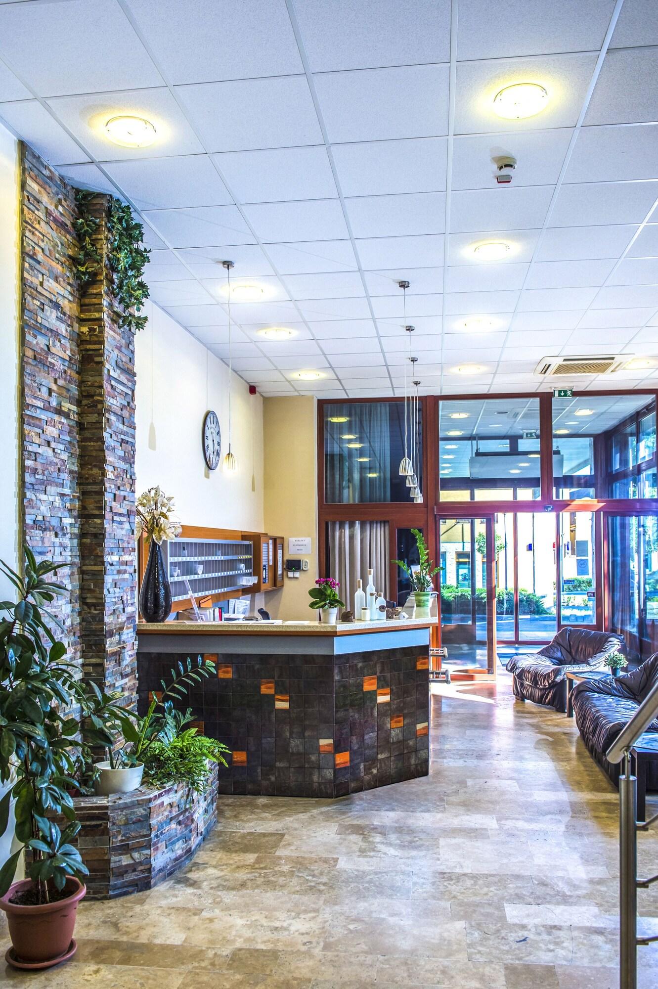 Vista Lobby Duna Hotel