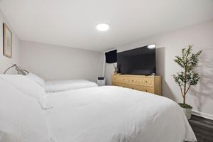 Alquiler Vacacional - Airport Haven - Cozy 2BR Apt. 5 Min Away From Airport