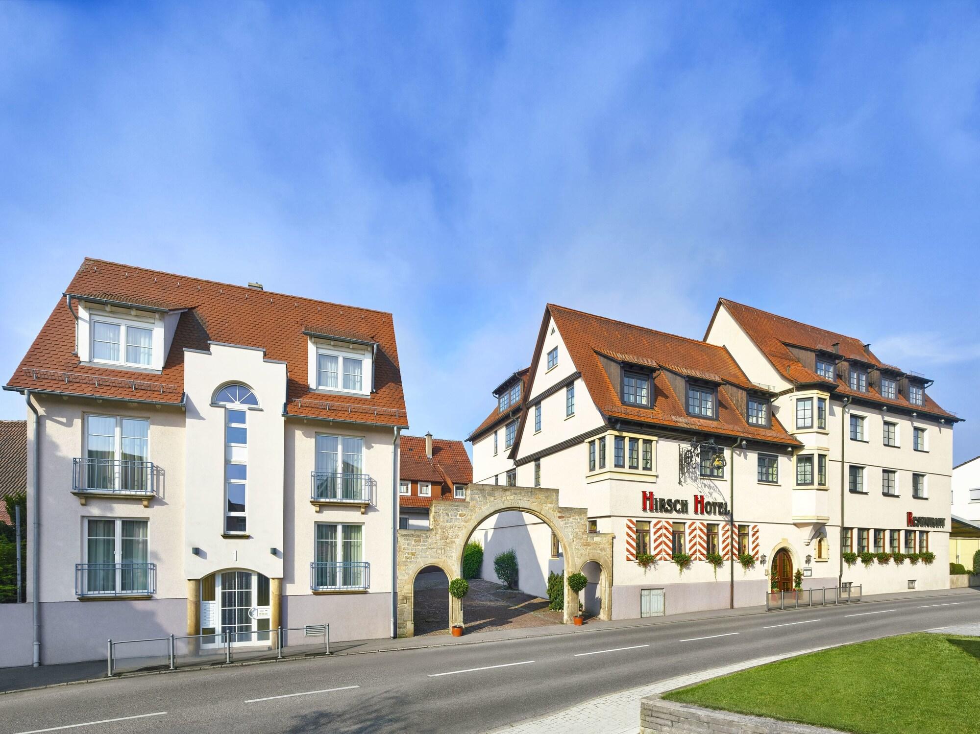 Varios Hirsch Hotel