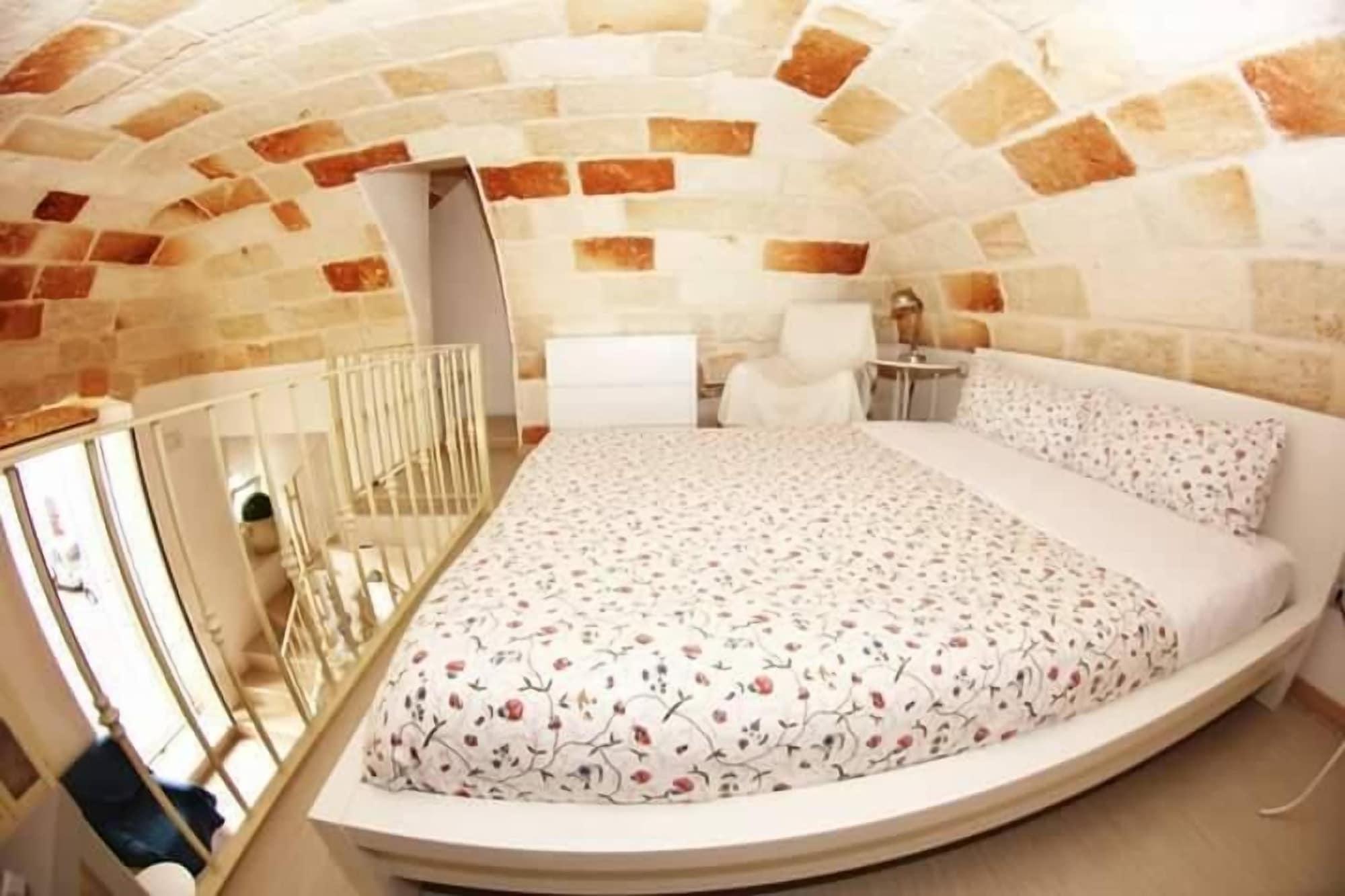 Varios Bed and Breakfast Karen House