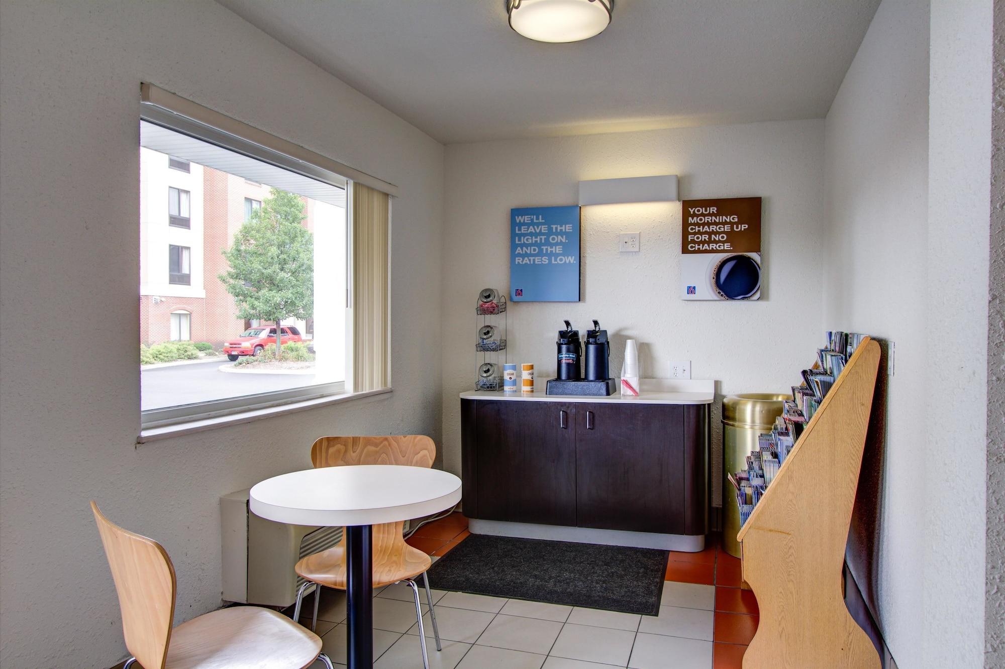 Bar/Salón Motel 6 Richfield, OH