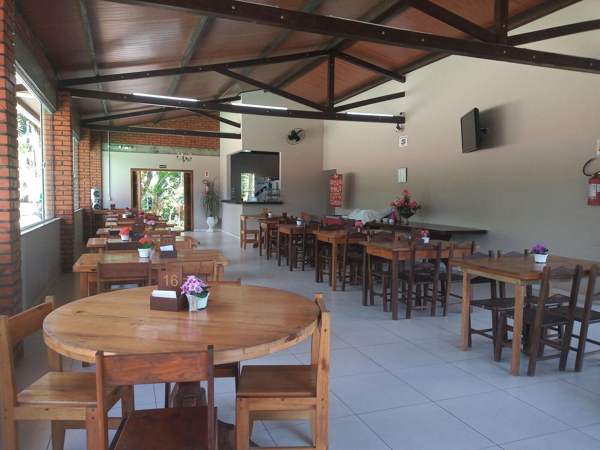 Vista Lobby Pousada Scursel