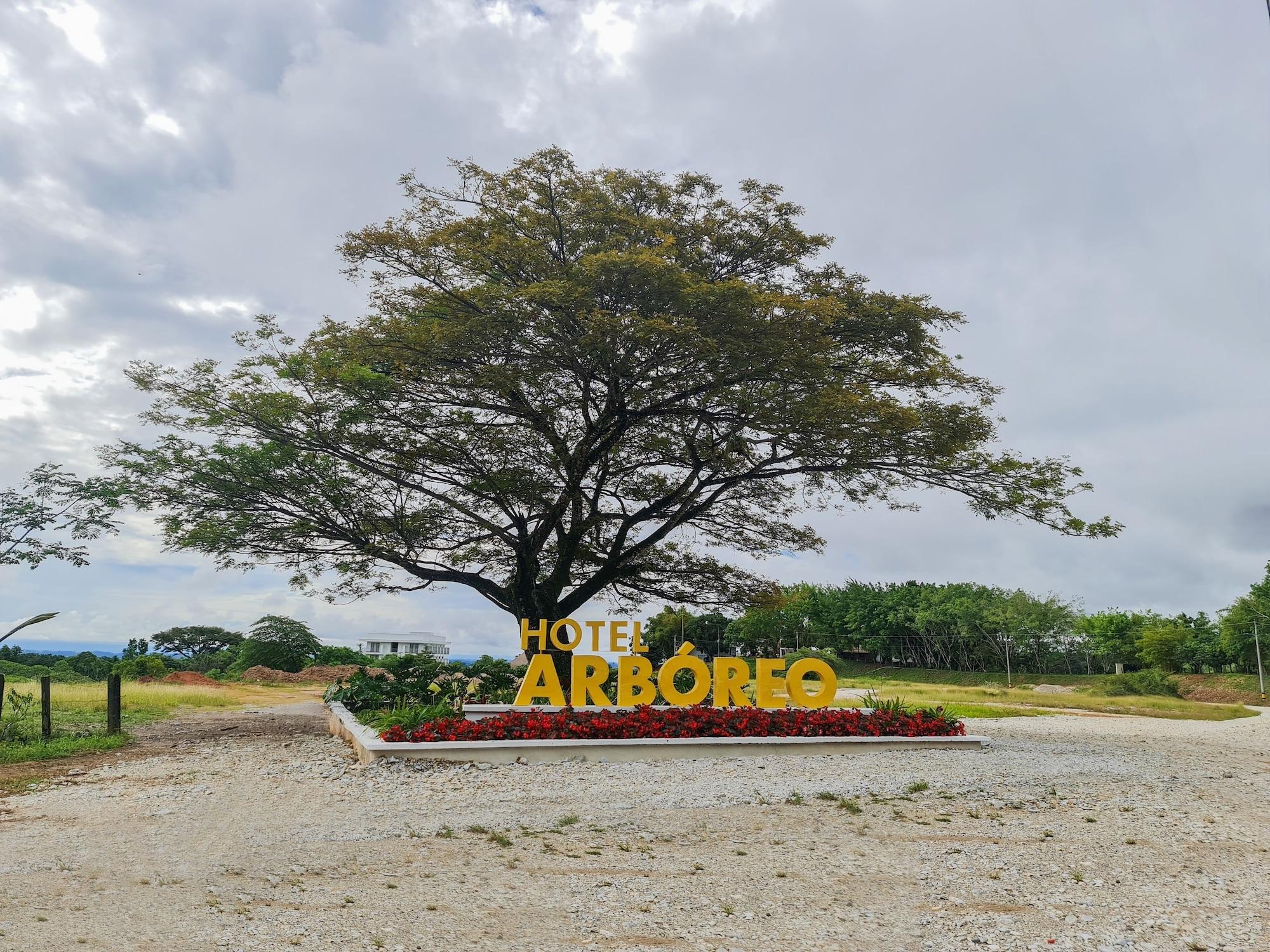Vista Exterior Hotel Arboreo Doradal