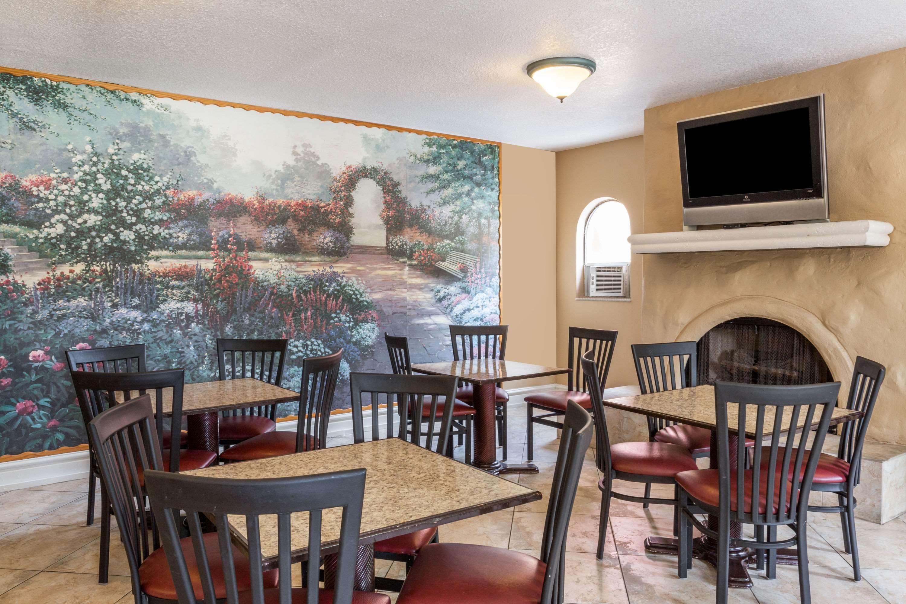 Restaurant Quality Inn&Suites Altamonte Springs Orlando-North