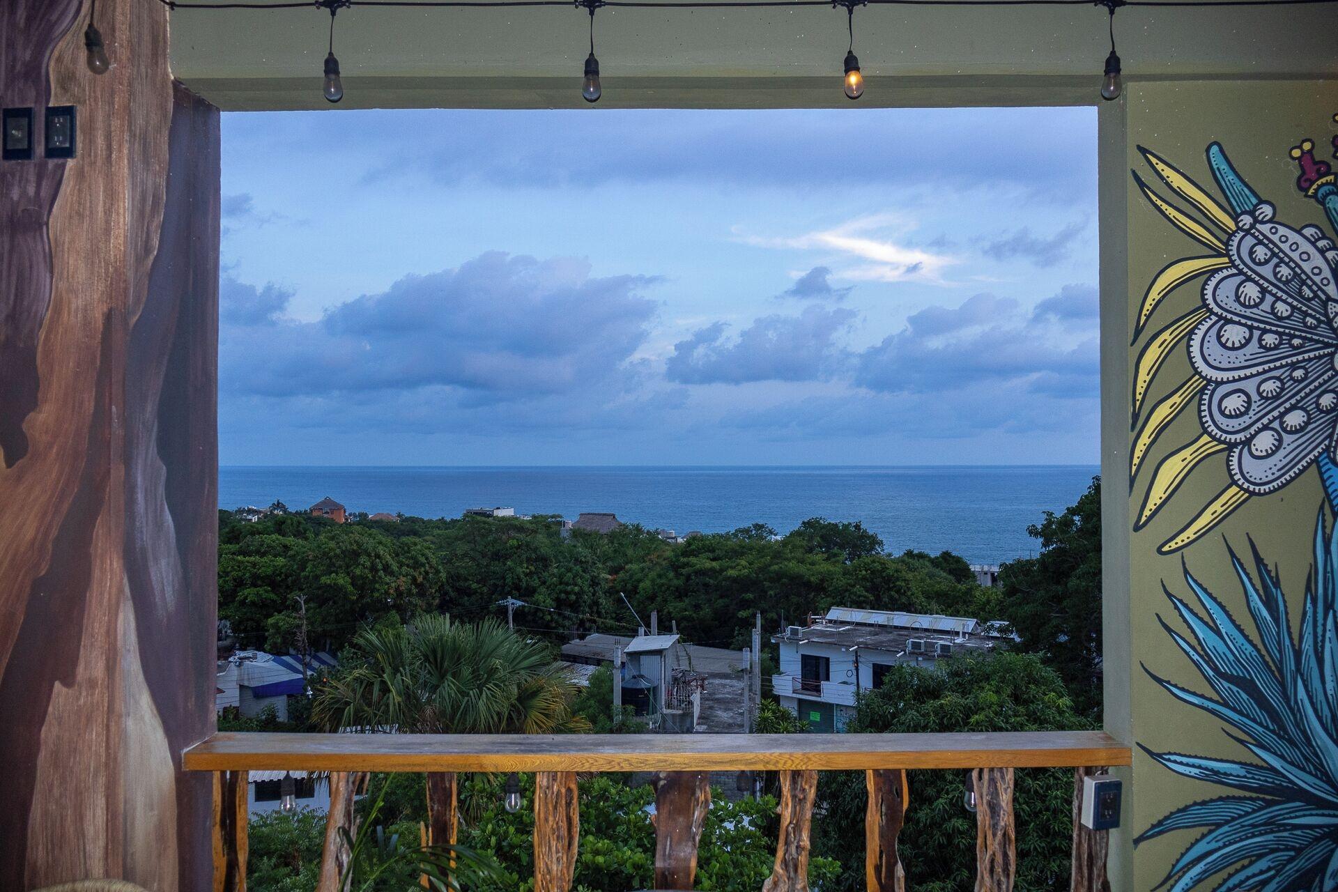 Comodidades del Alojamiento Madre Tierra Hotel & Coworking & Hostal