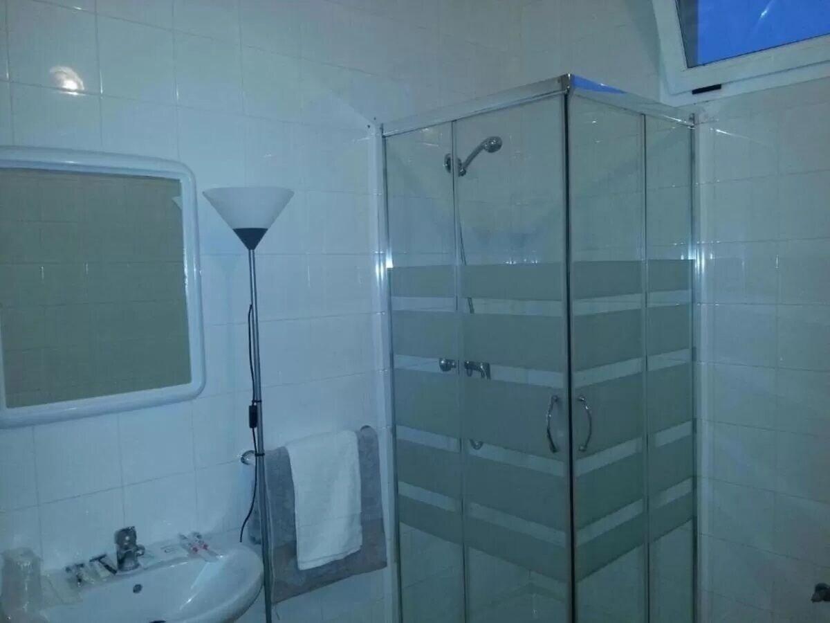 Equipamiento de Habitación Hostal Ayamonte Los Mellizos