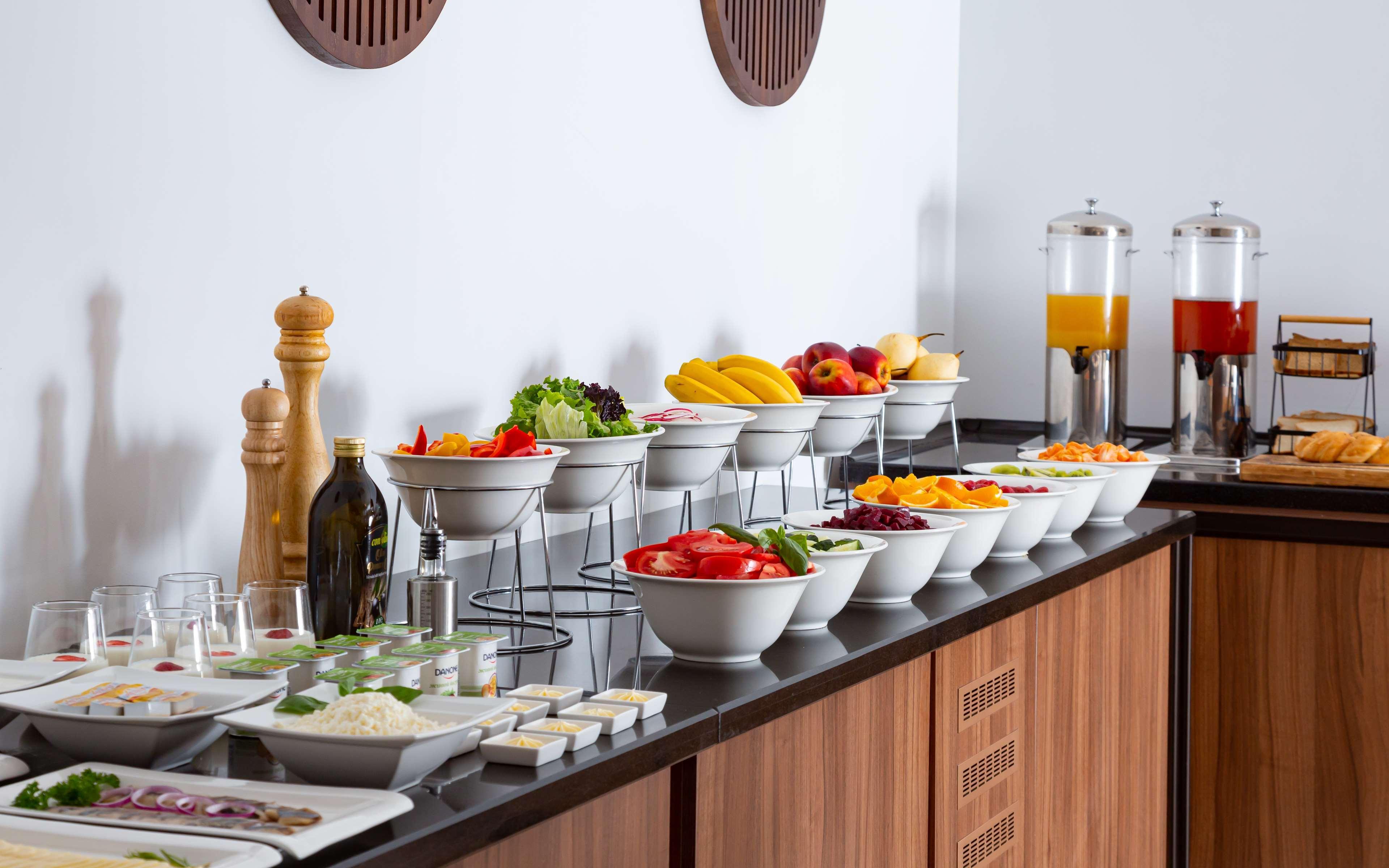 Restaurant DoubleTree by Hilton Shymkent