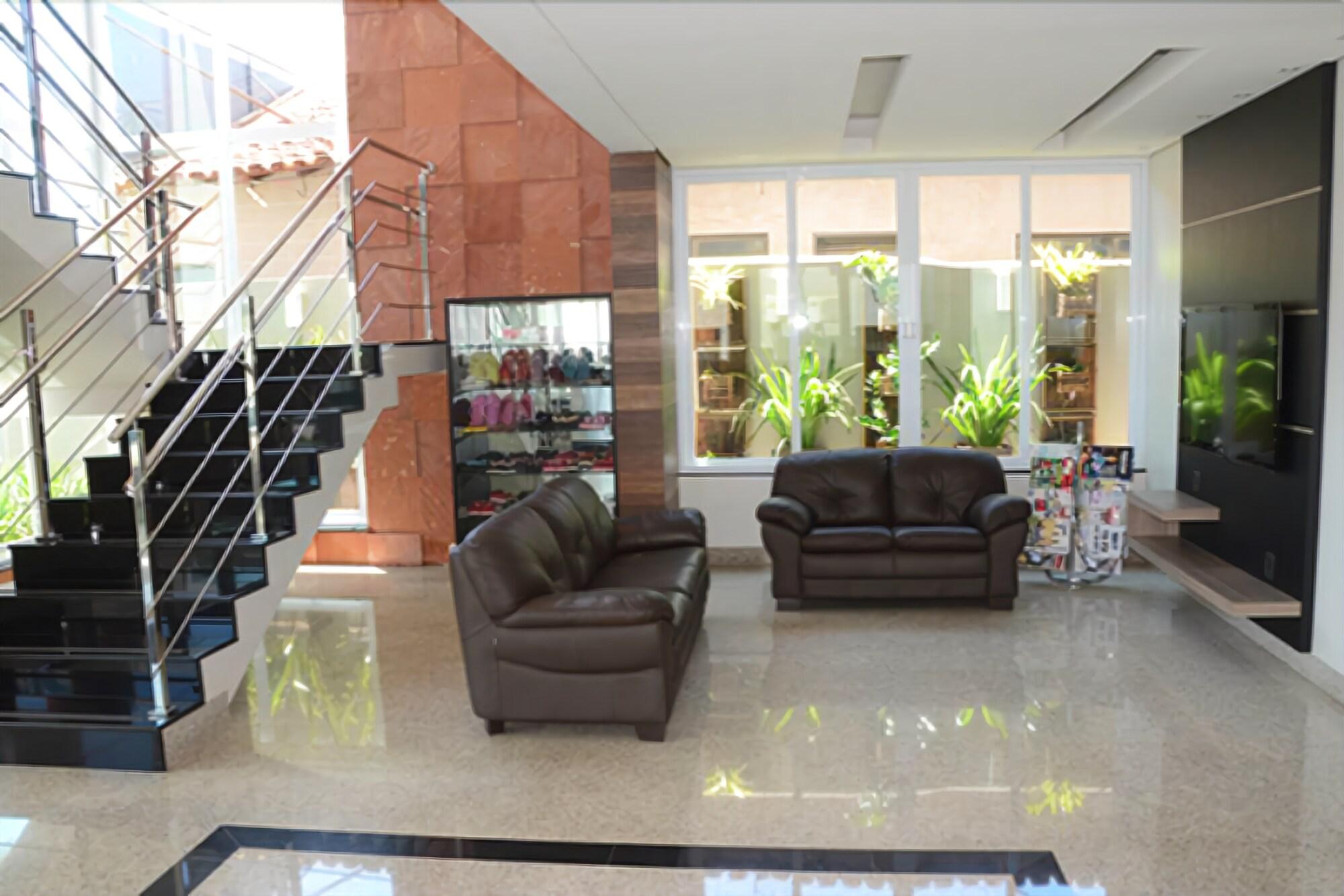 Vista Lobby Nacional Hotel Jataí