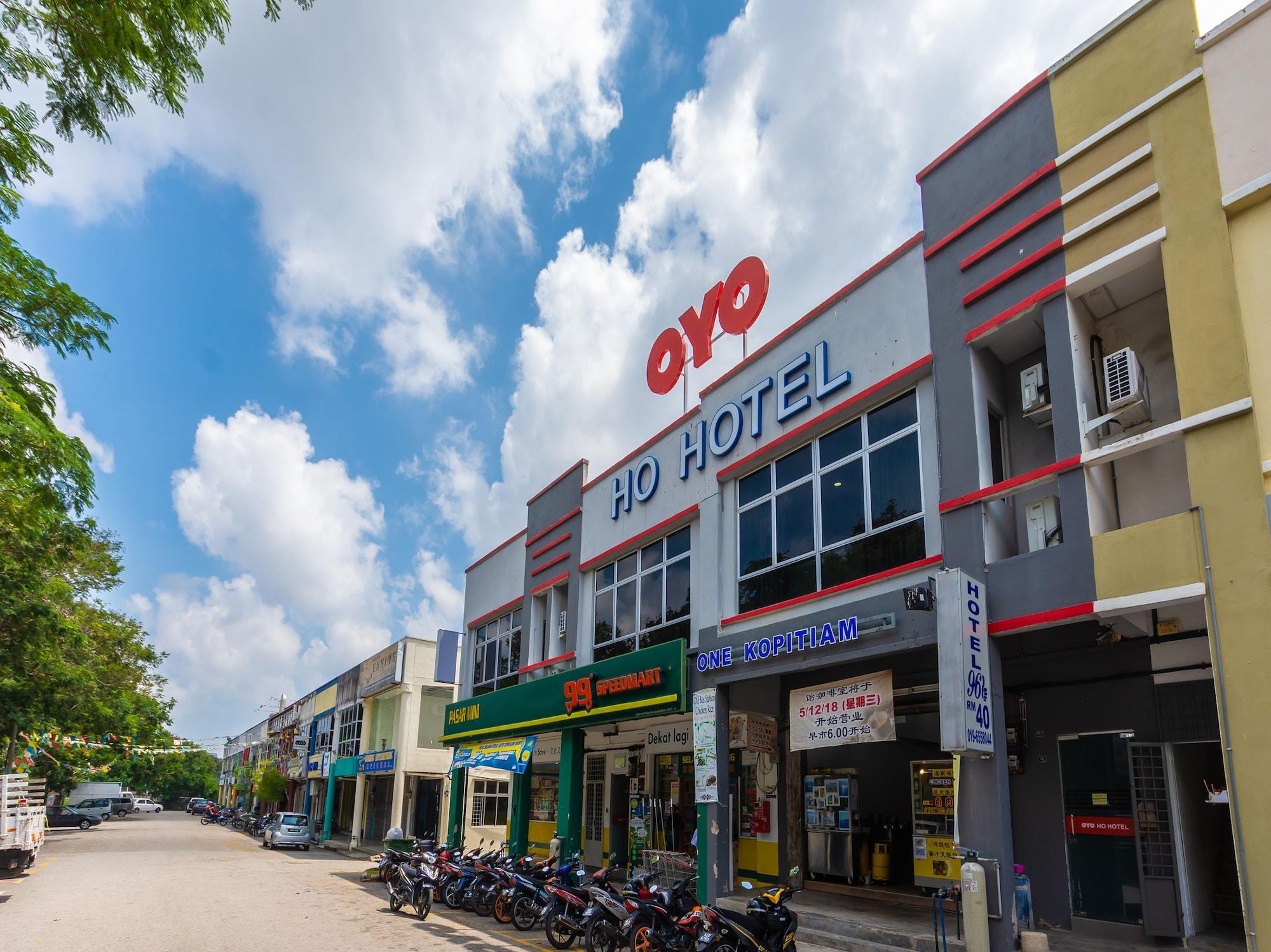 Vista Exterior OYO 1185 Ho Hotel
