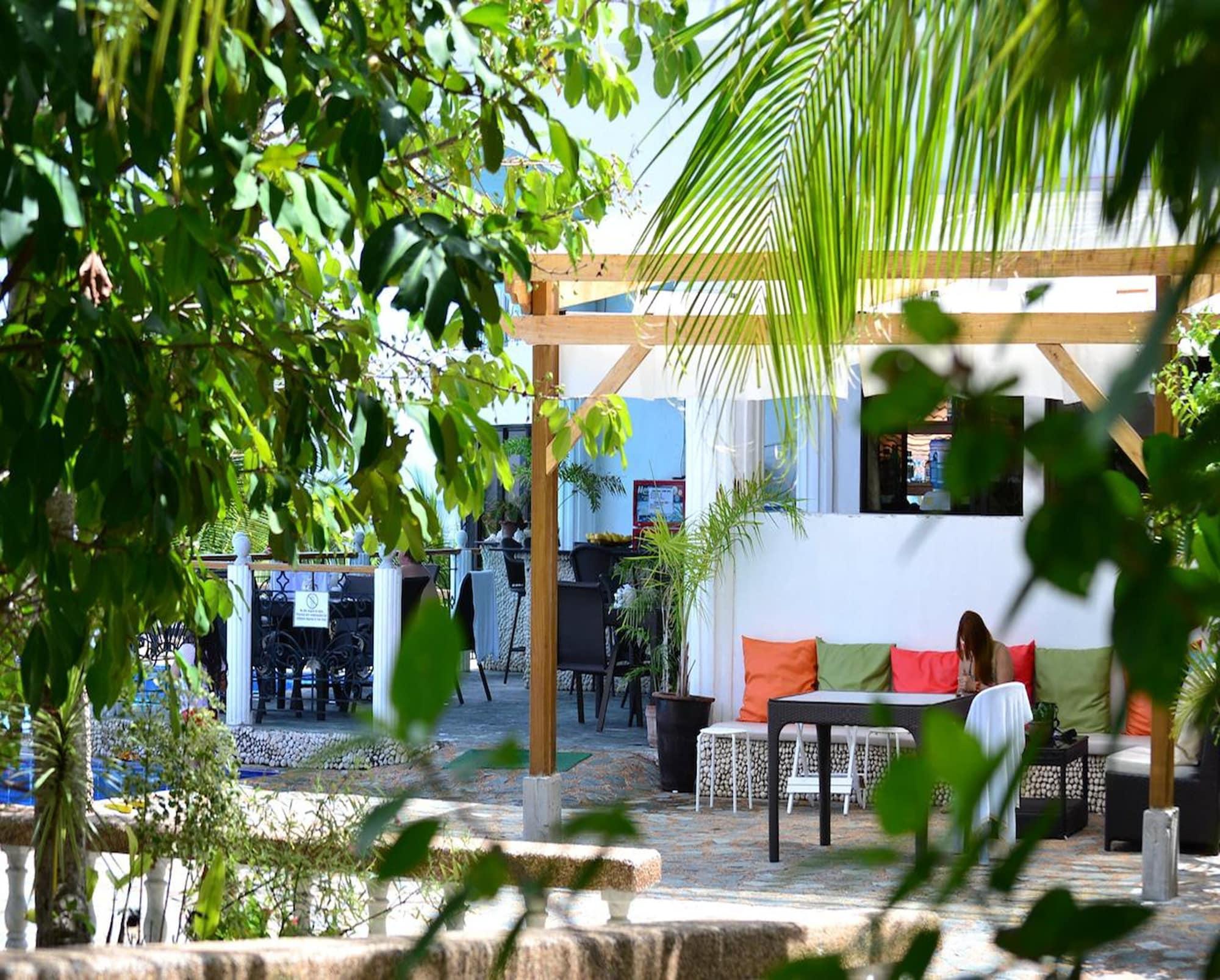 Vista Lobby Eden Resort