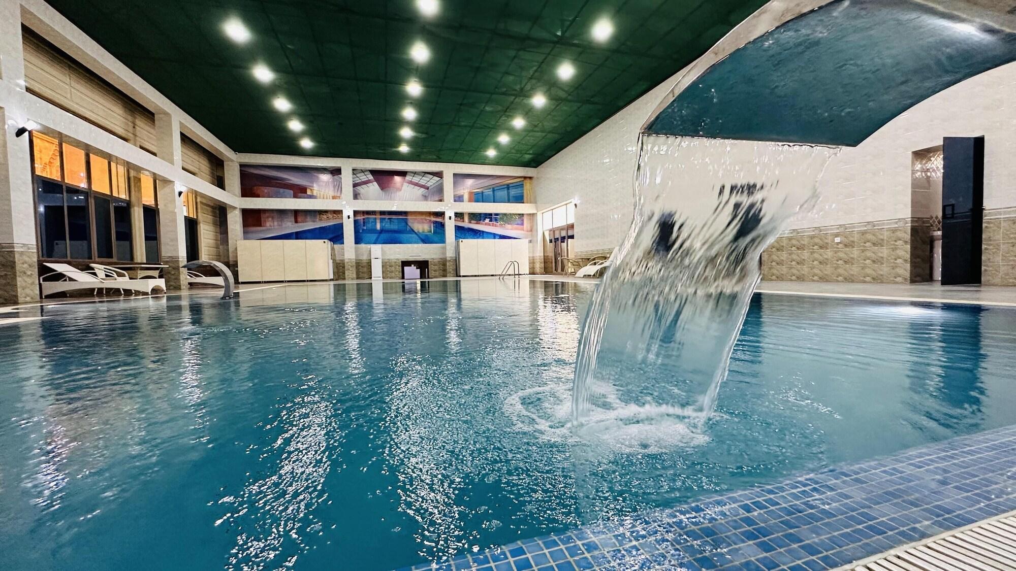 Vista Piscina Garden Plaza Bukhara