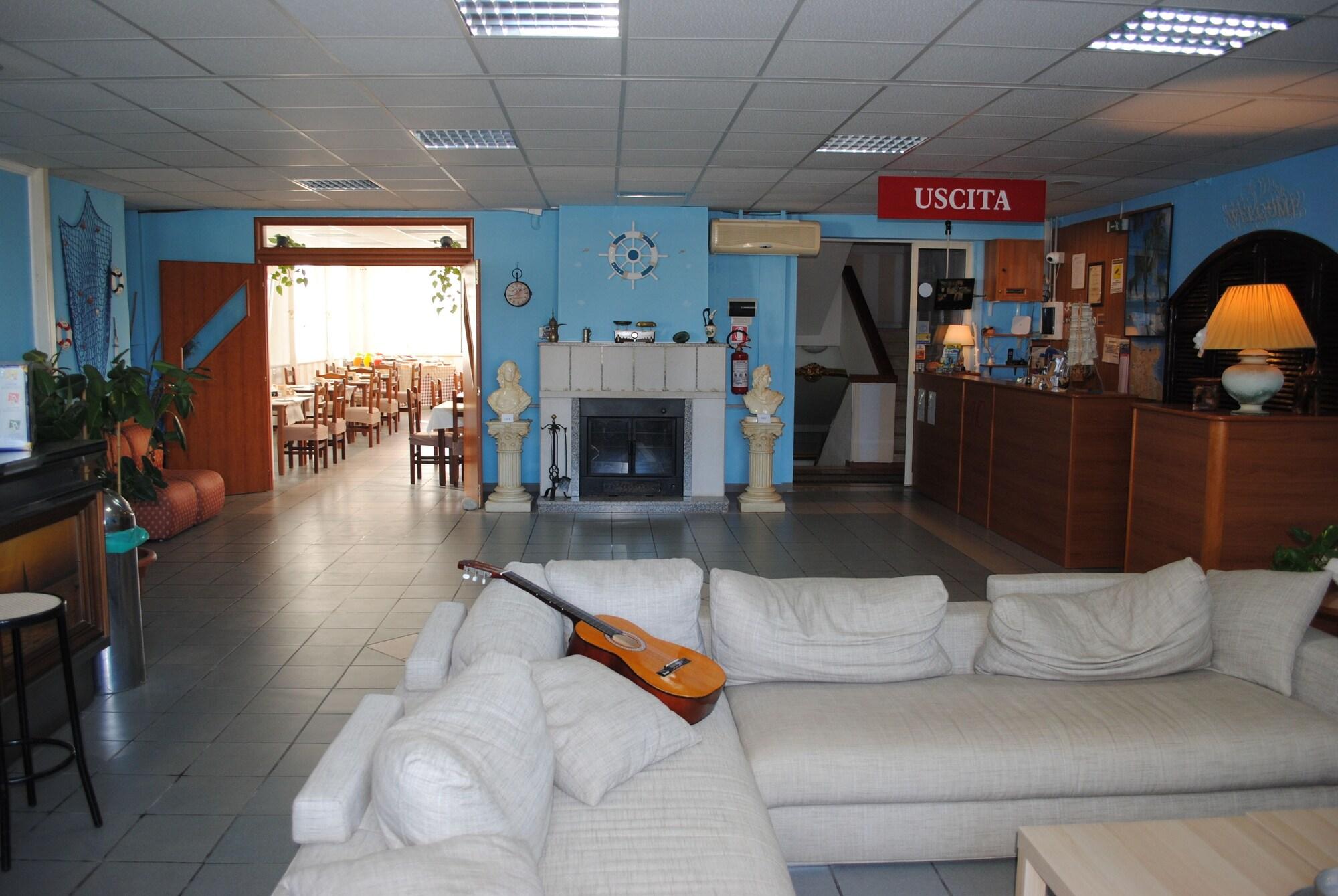 Vista Lobby B&B California