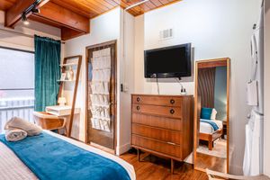 Alquiler Vacacional - Lincocln Park - Insta-worthy Townhome w/ King Suite & Rooftop Oasis