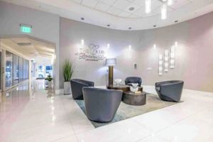 Alquiler Vacacional - Lux Condo with City View, Downtown Brickell, Free Parking, Pool, Gym