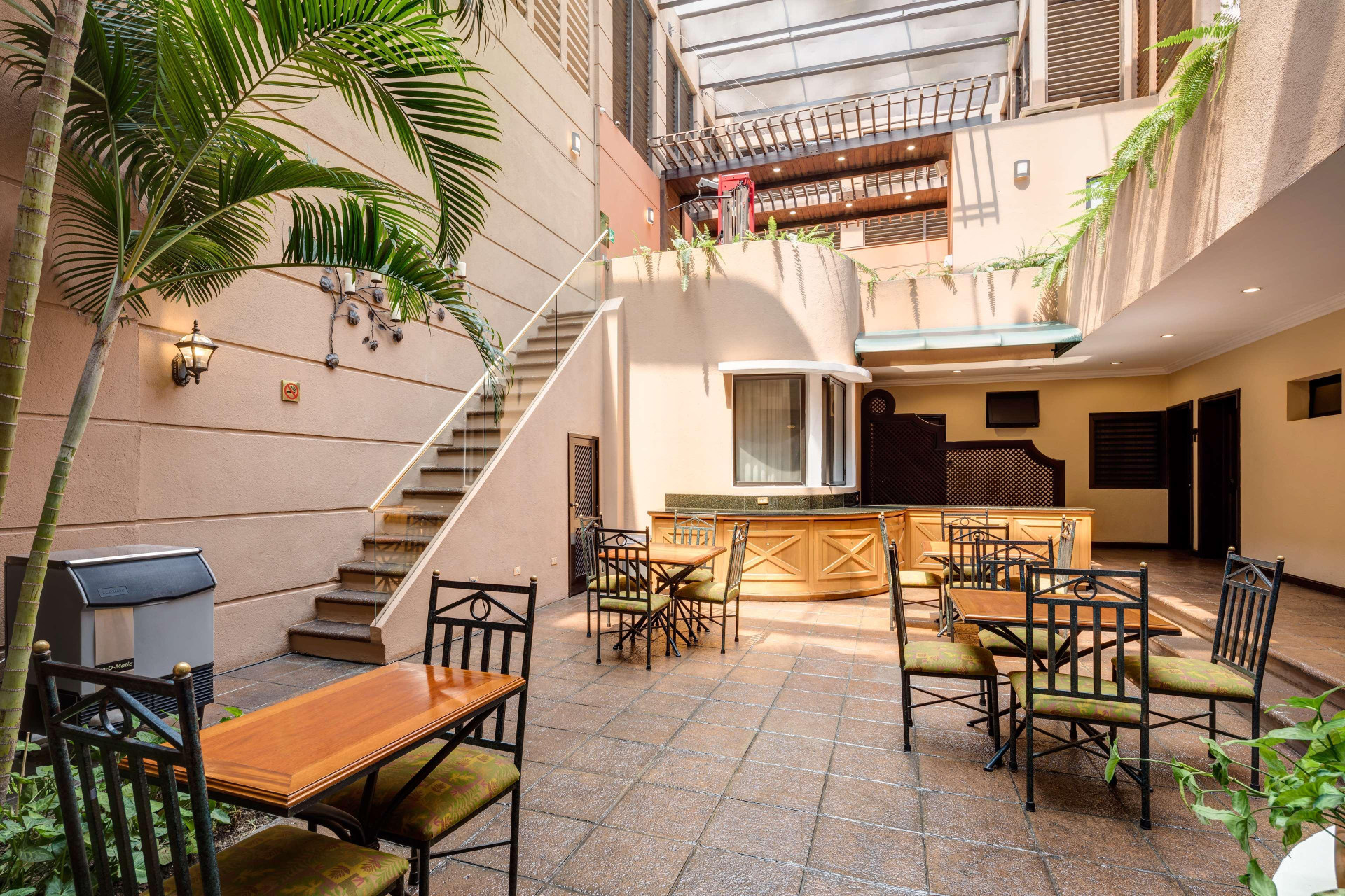 Vista Exterior Hyatt Centric Guatemala City