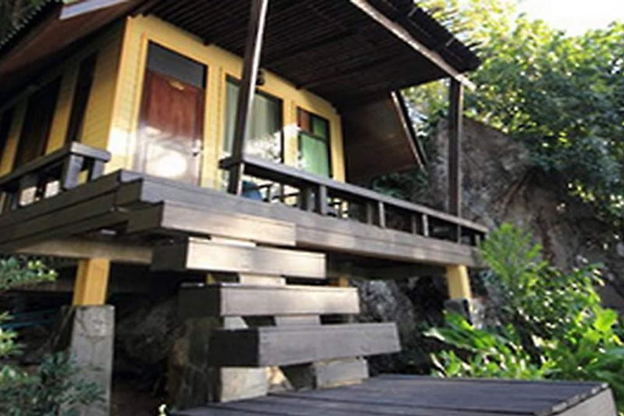 Vista Exterior White Sand Beach Resort