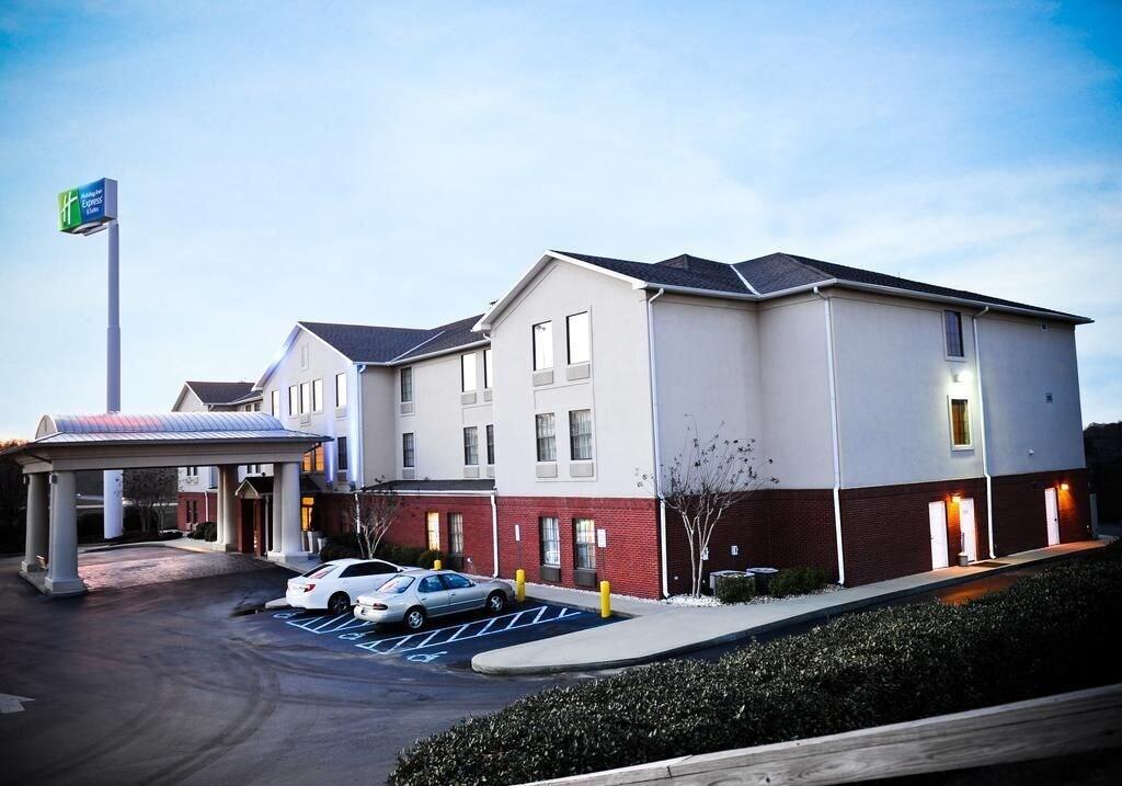 Vista Exterior Comfort Inn & Suites Fultondale Gardendale I-65