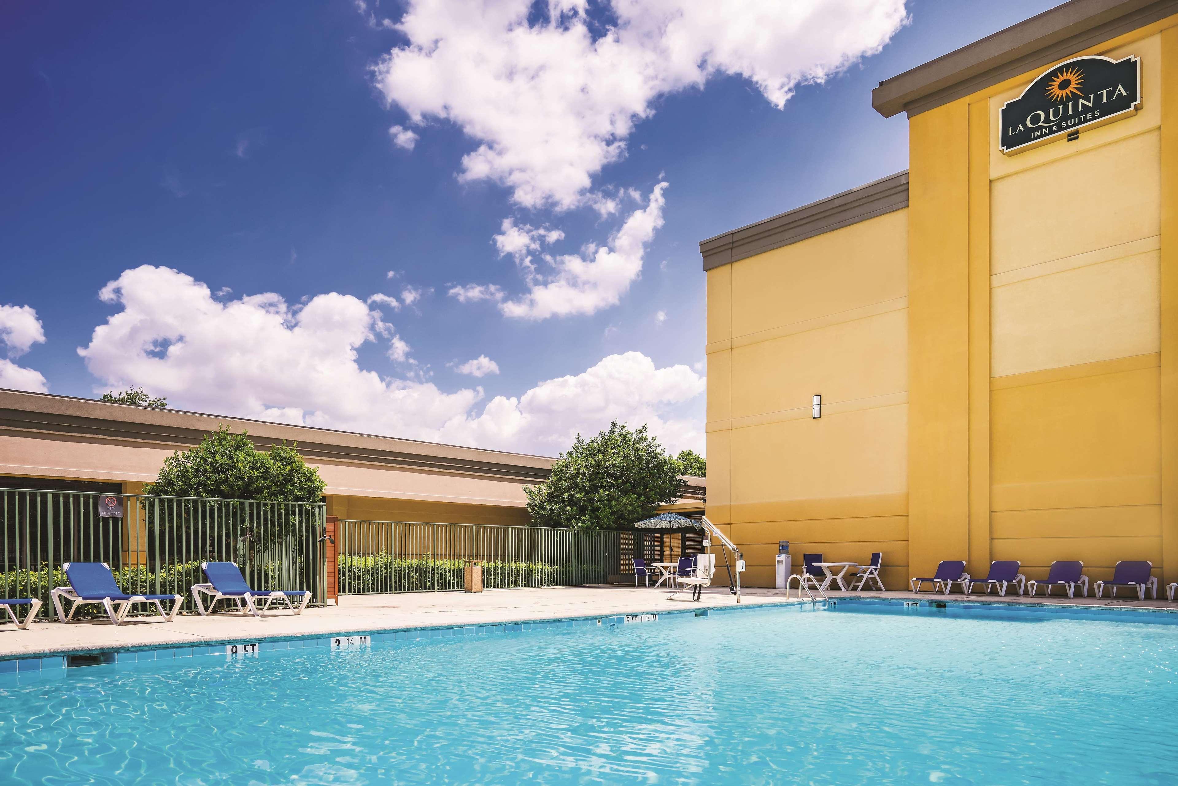 Vista Piscina La Quinta Inn & Suites Baltimore South/ Glen Burni