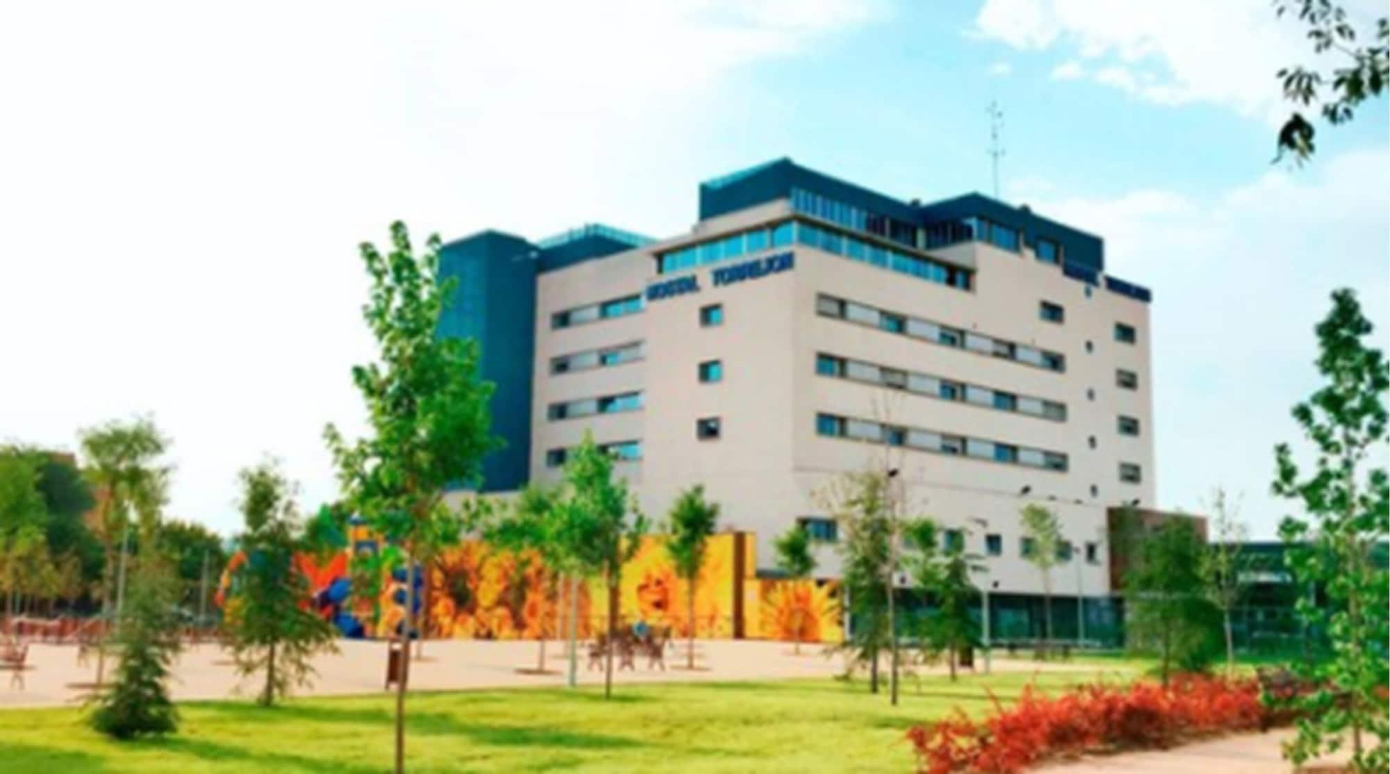 Vista Exterior Hostal Torrejón