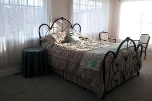 Alojamiento - Harvelle House Bed & Breakfast