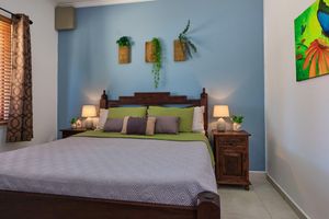 Alquiler Vacacional - Amazing Modern and very Clean Vacation Villa -EMERALD AREA -3 minutes from beach