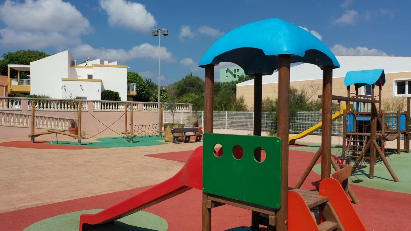 Instalaciones Recreativas Comitas Isla del Aire