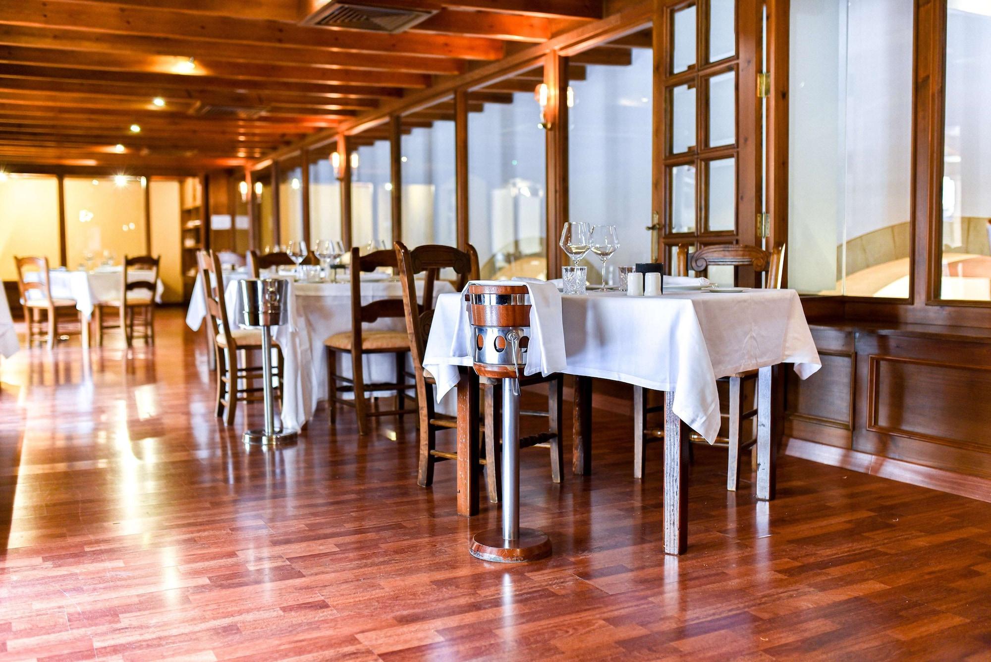 Bar/Salón Hotel Alegria Bodega Real