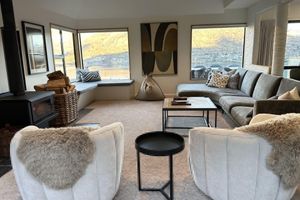 Alquiler Vacacional - Viscount Lodge with Hot Tub