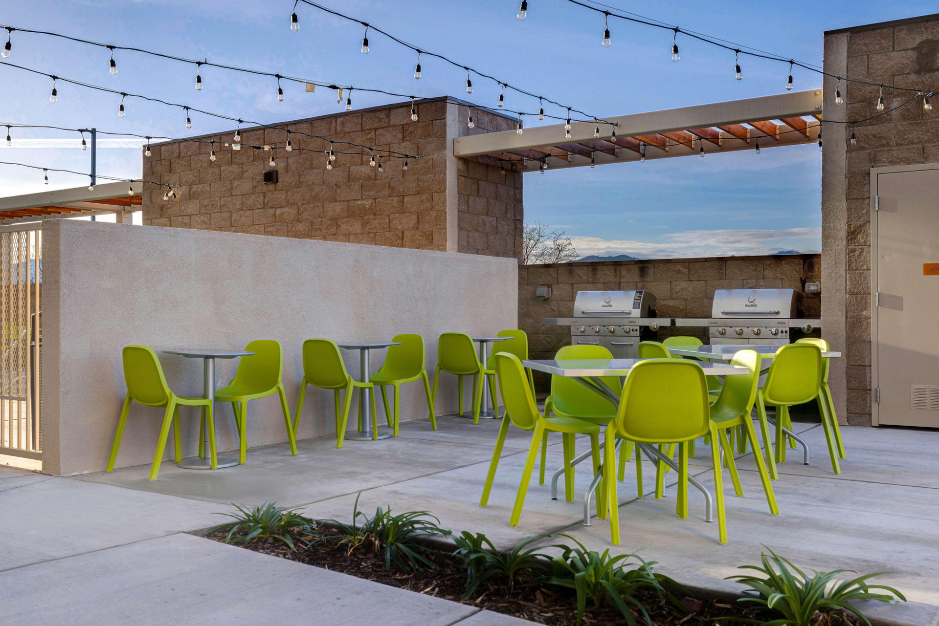 Restaurant Home2 Suites By Hilton Redding