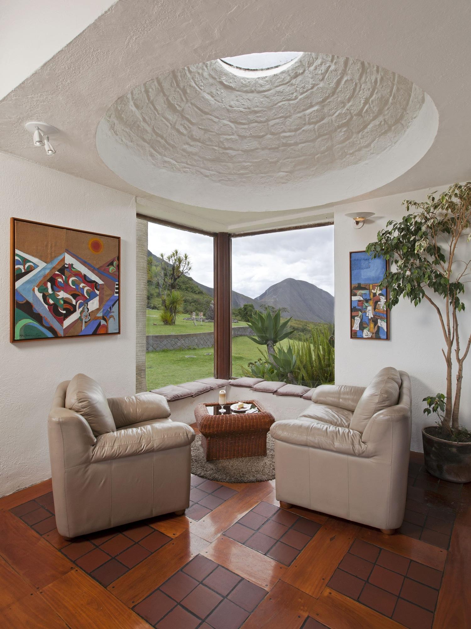 Vista Lobby Hotel El Crater