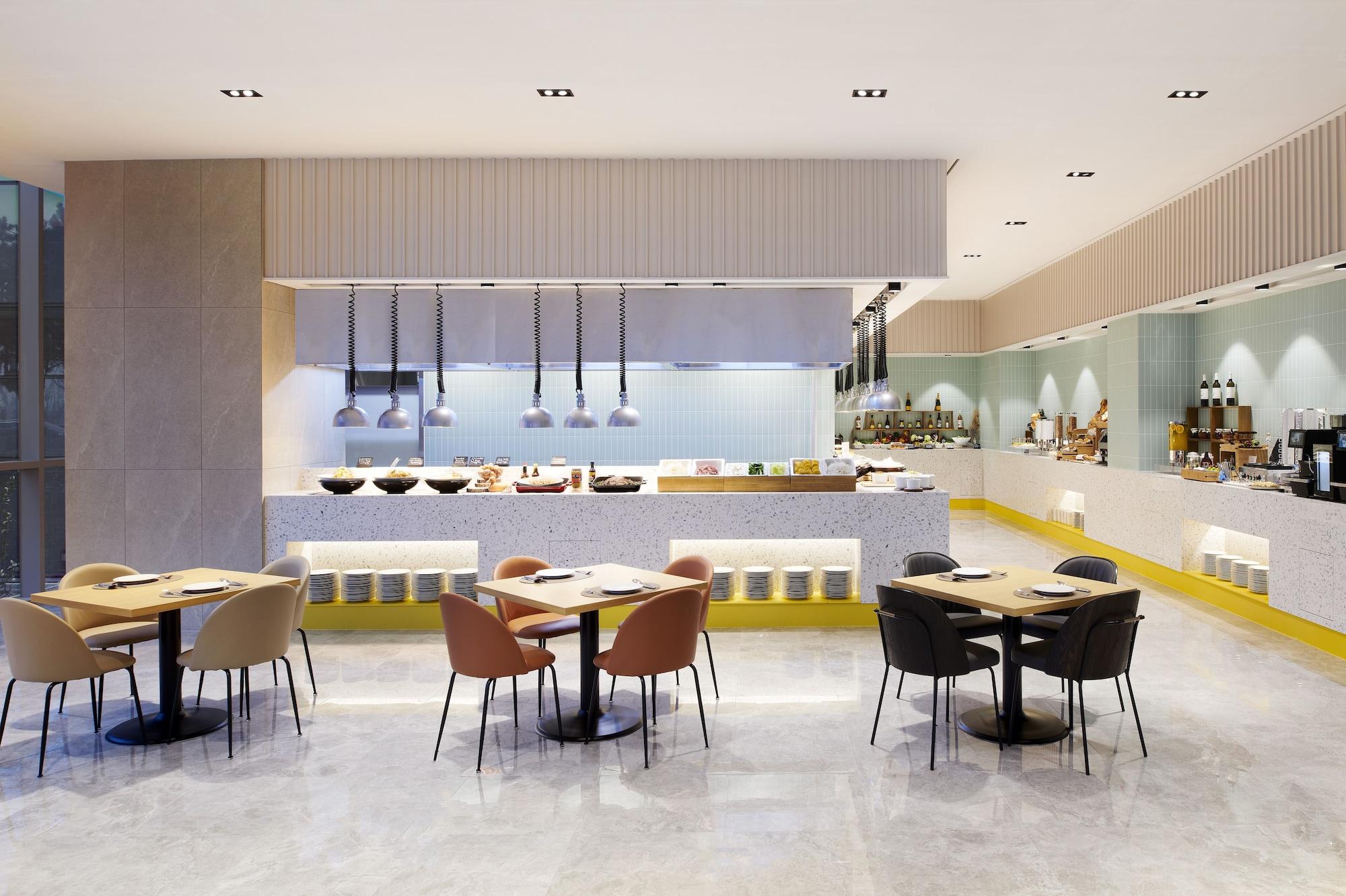Restaurant ibis Styles Ambassador Incheon Airport T2