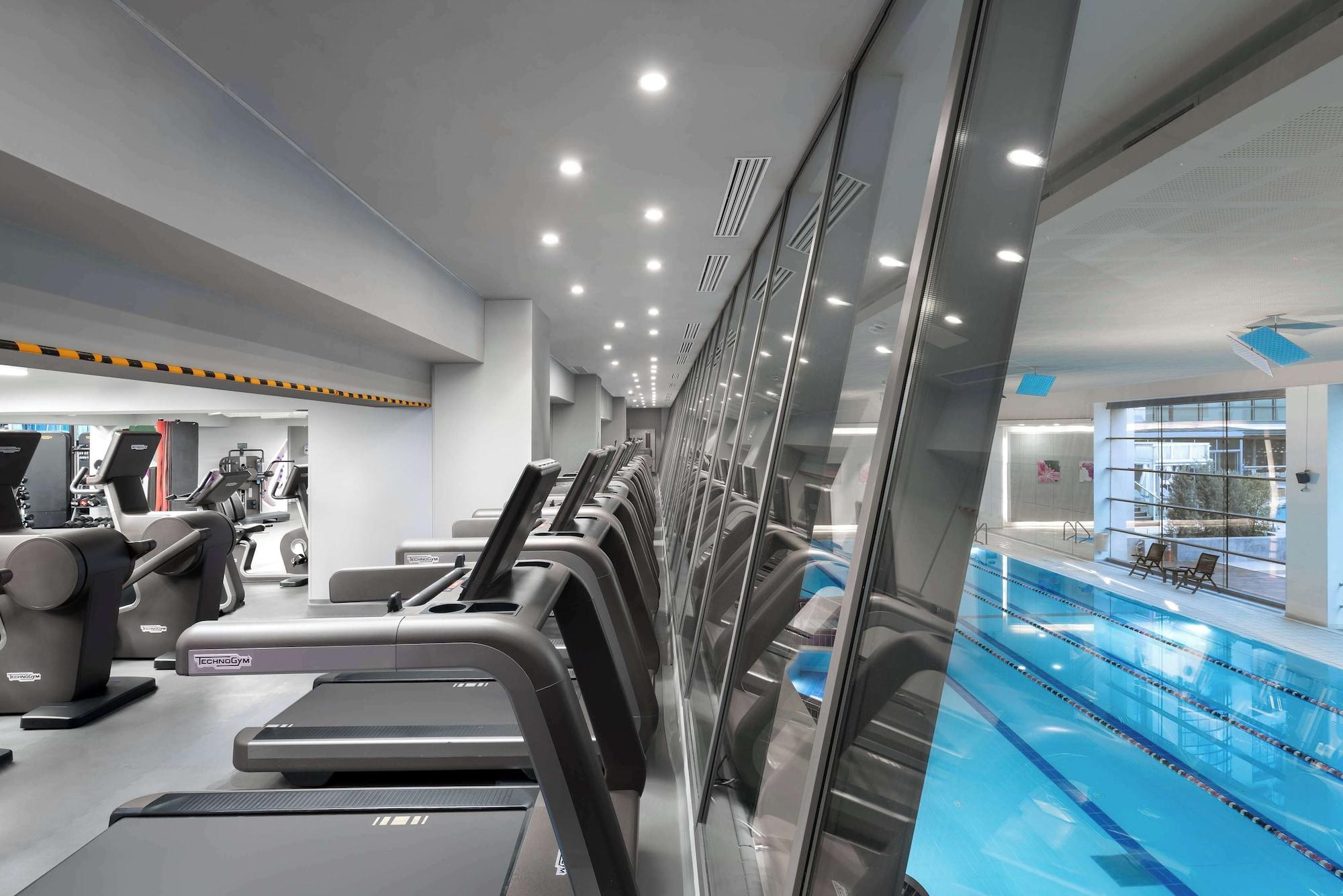 Gimnasio Park Inn by Radisson Bucharest Hotel & Residence