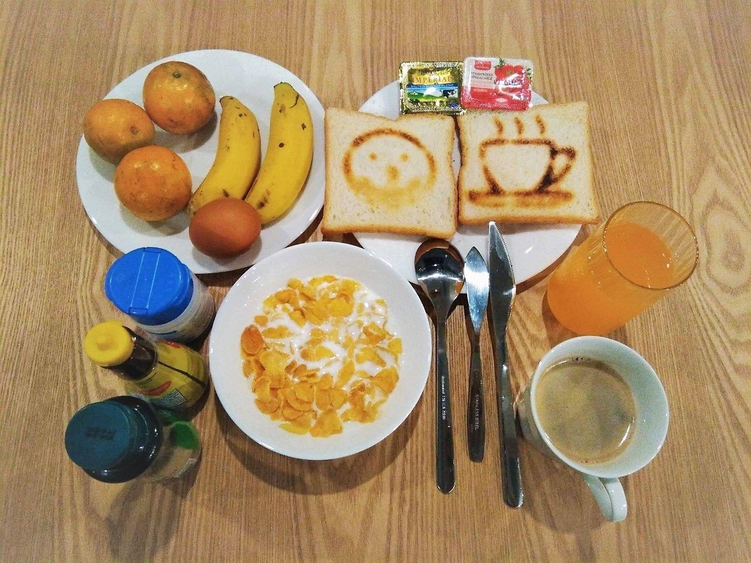 Restaurant The Chatbox Silom Hostel