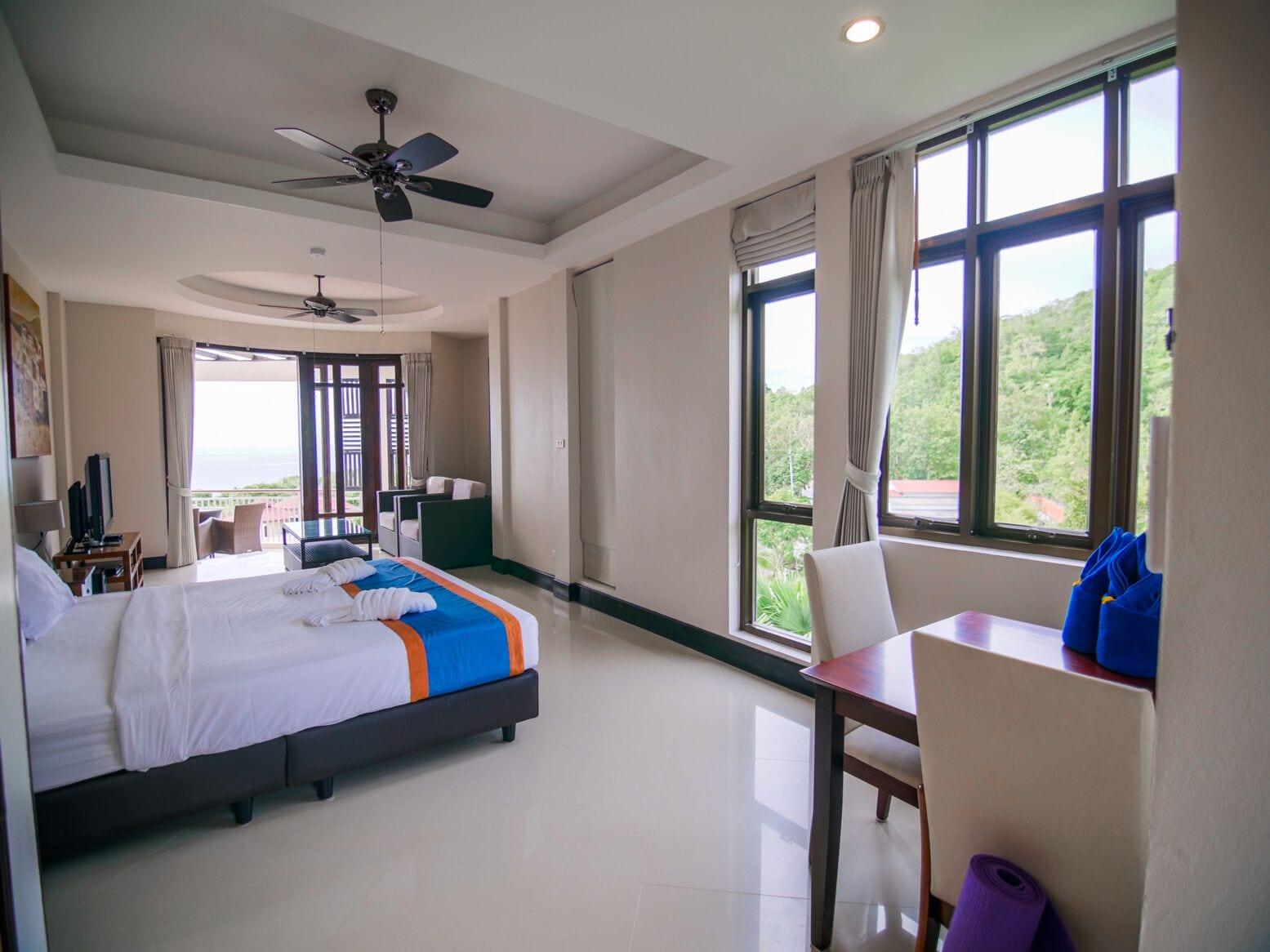 Playa Sunset Hill Boutique Resort