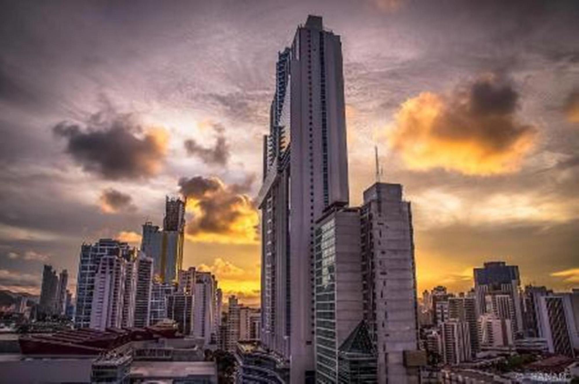 Vista Exterior Megapolis Hotel Panamá
