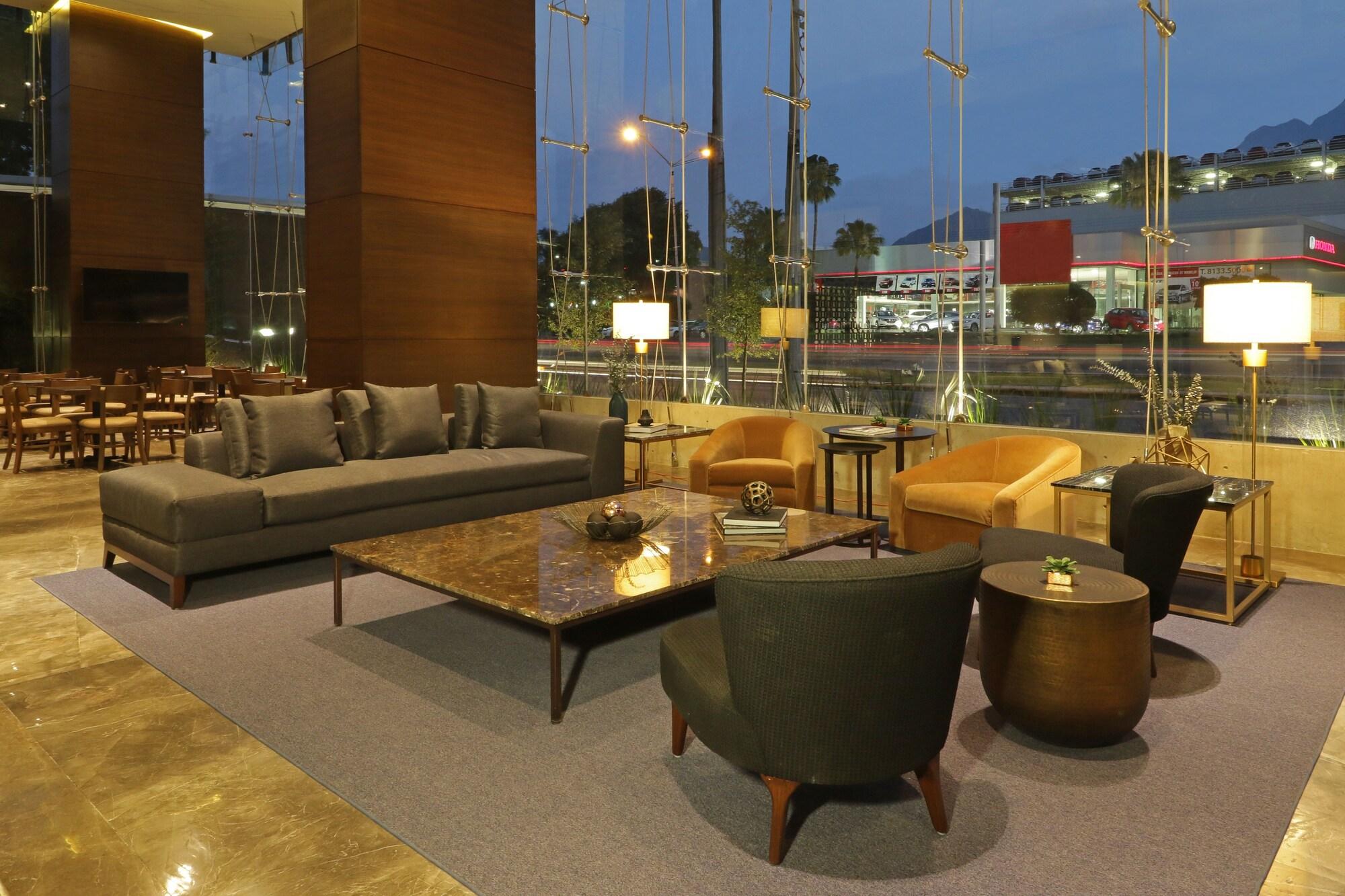 Vista Lobby Holiday Inn Express & Suites Monterrey Valle by IHG