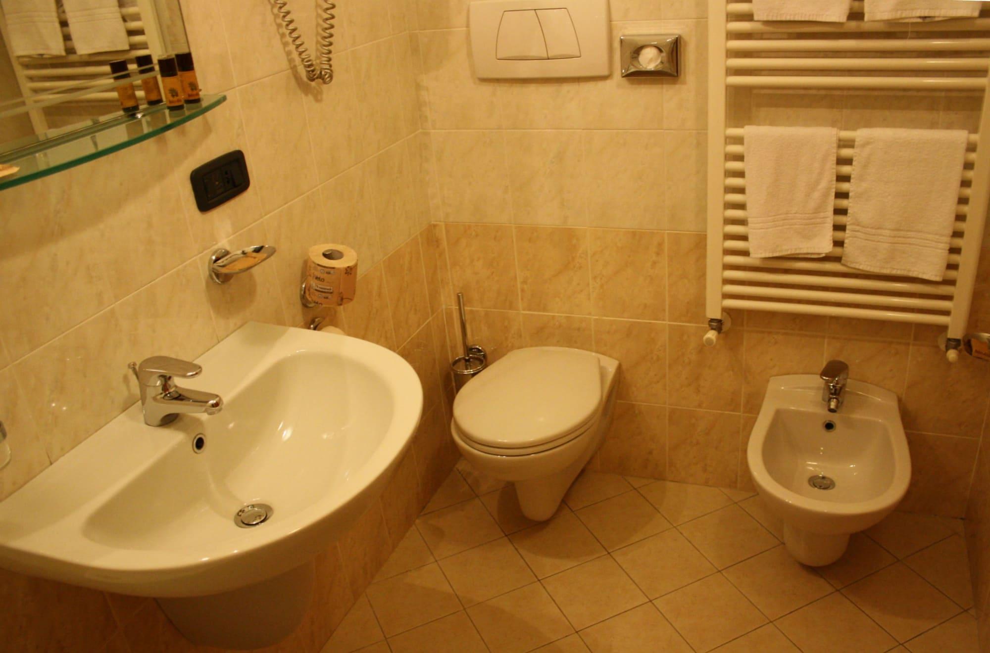 Equipamiento de Habitación Hotel Majestic