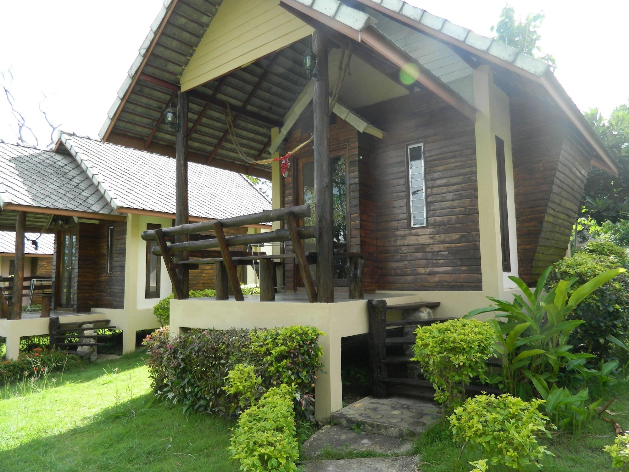 Vista Exterior Pai Iyara Resort