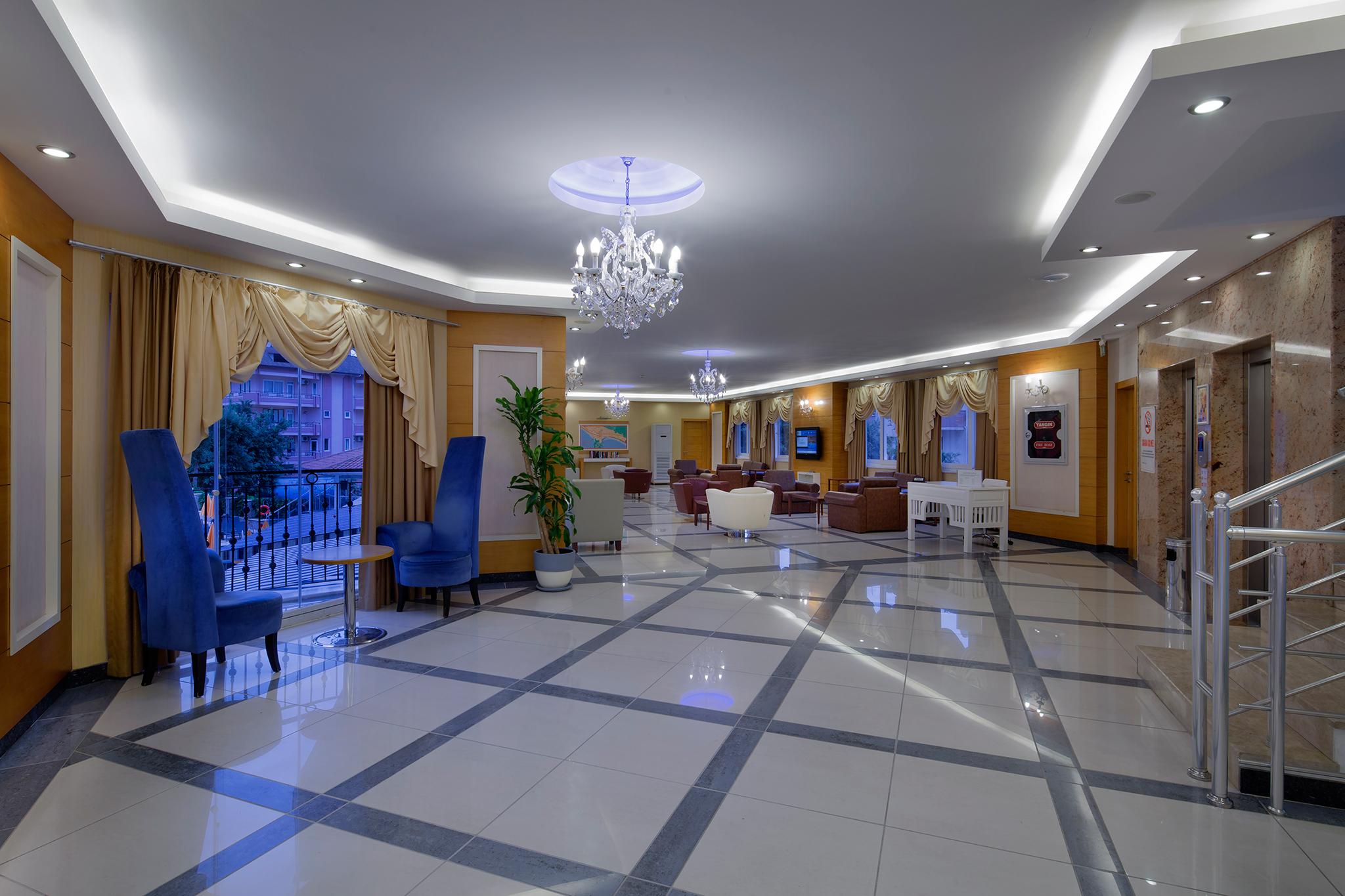 Vista Lobby Villa Sunflower Hotel