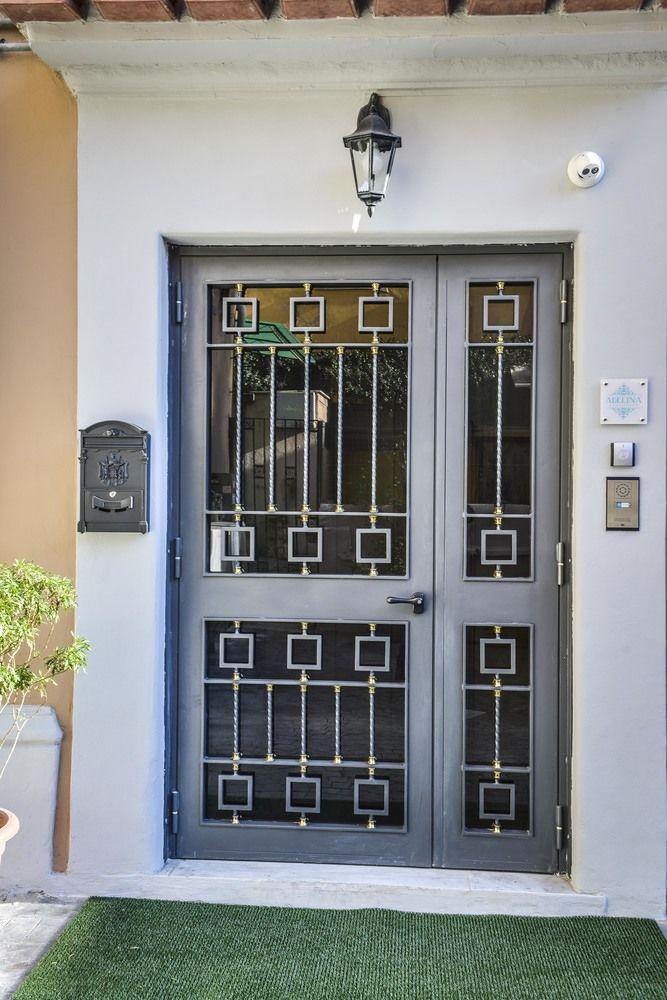 Vista Exterior Adelina Guesthouse